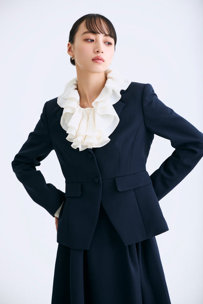 Blossom frill blouse（Ivory）