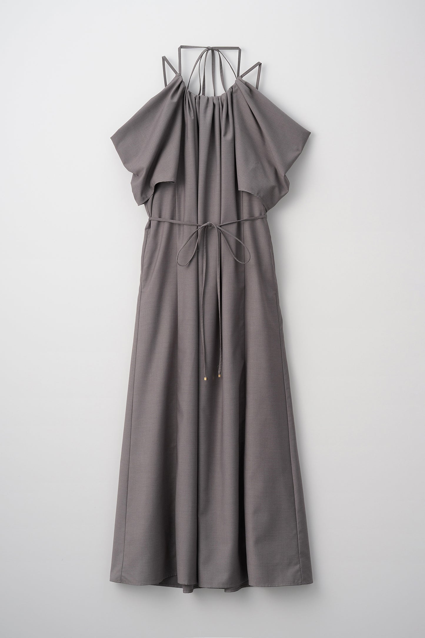 After hours halter-neck dress　(Estella.K×Audire)（Greige）