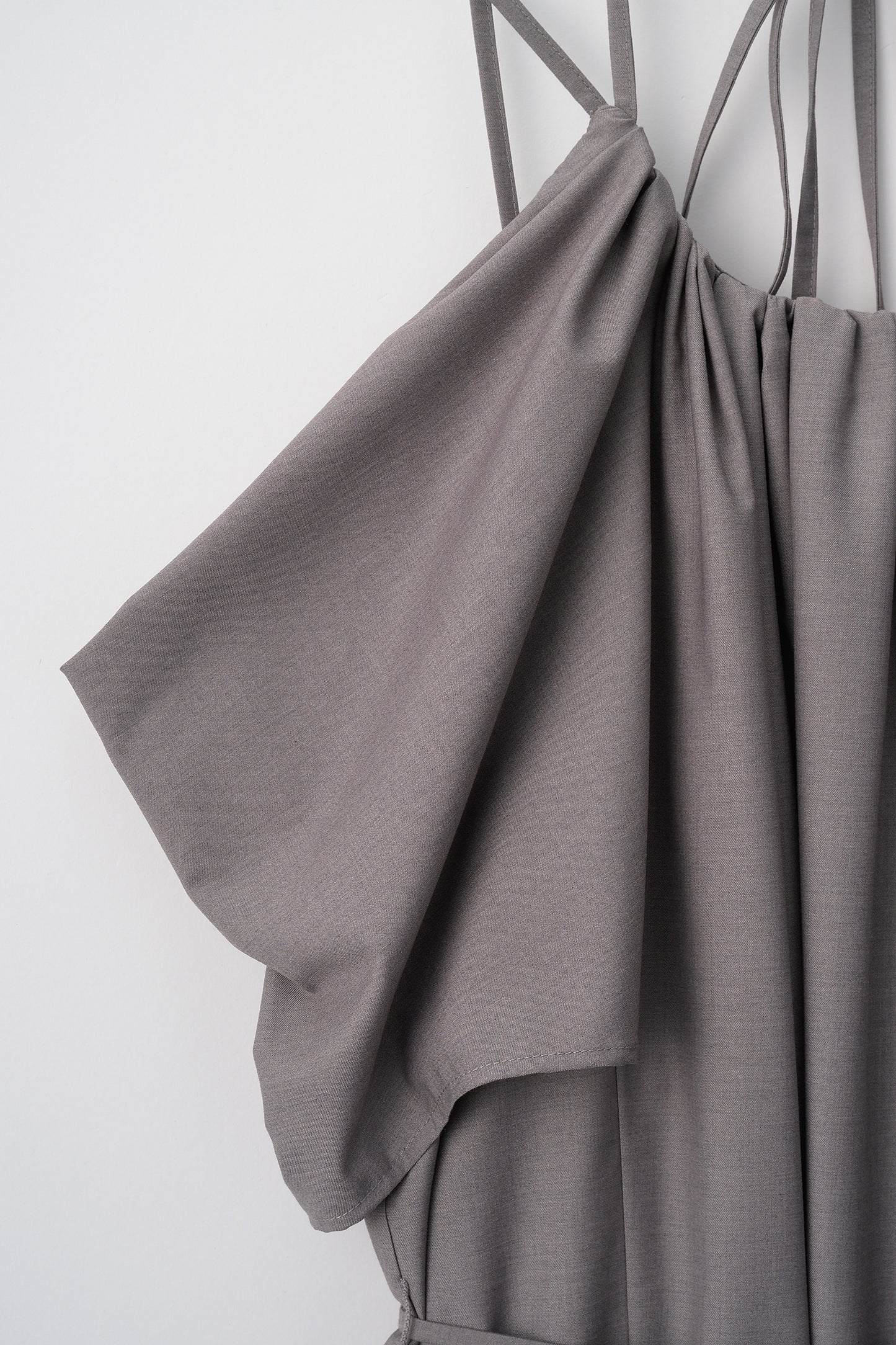 After hours halter-neck dress　(Estella.K×Audire)（Greige）