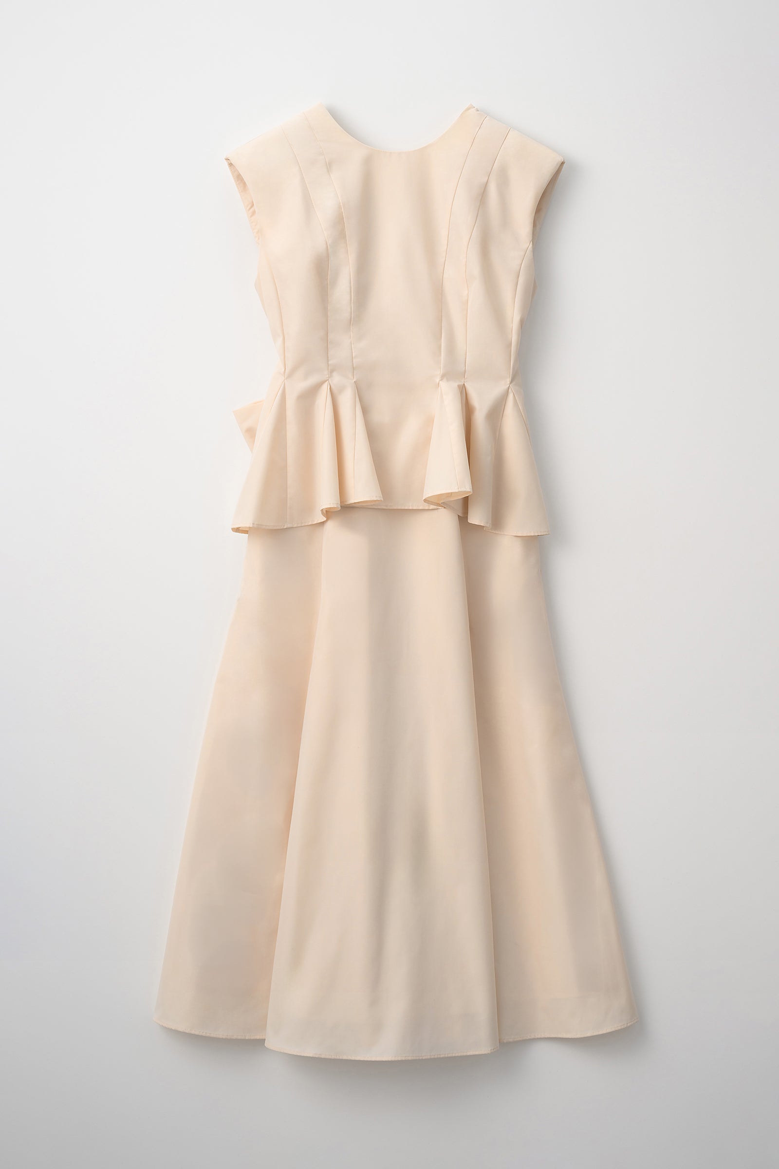 Staycation peplum dress (Estella.K×Audire) (Ivory) Staycation peplum dress (Estella.K×Audire) (Ivory)