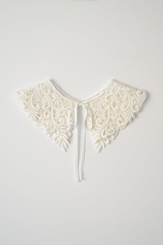 Christina lace collar (White)