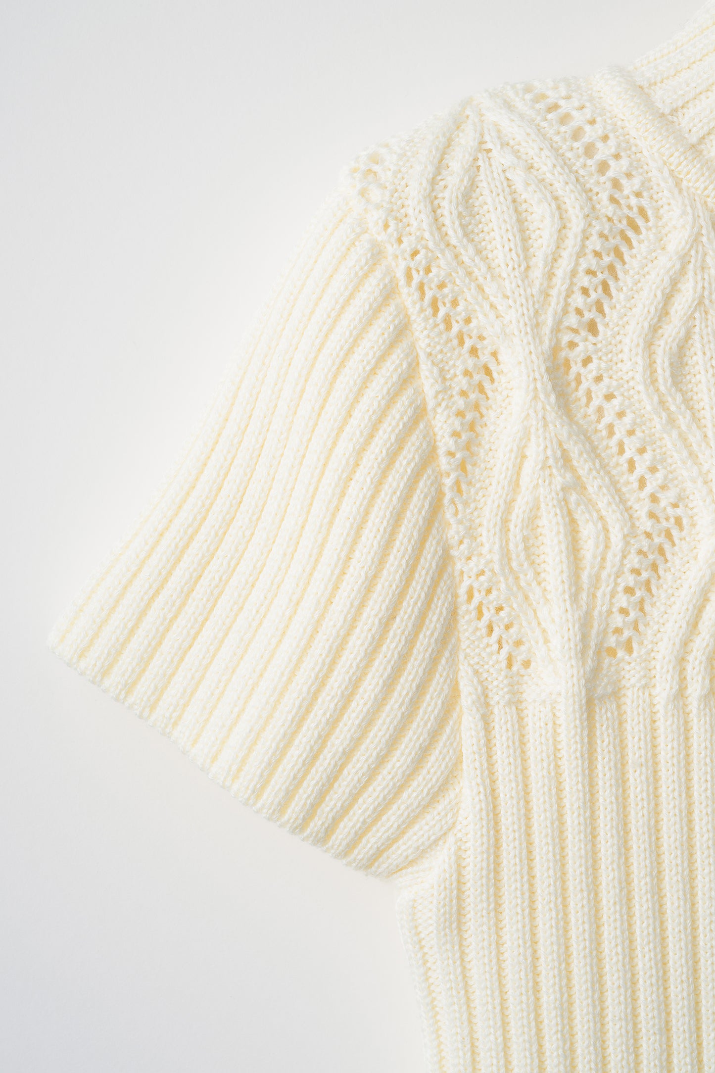 Diamond knit tops (Ivory)