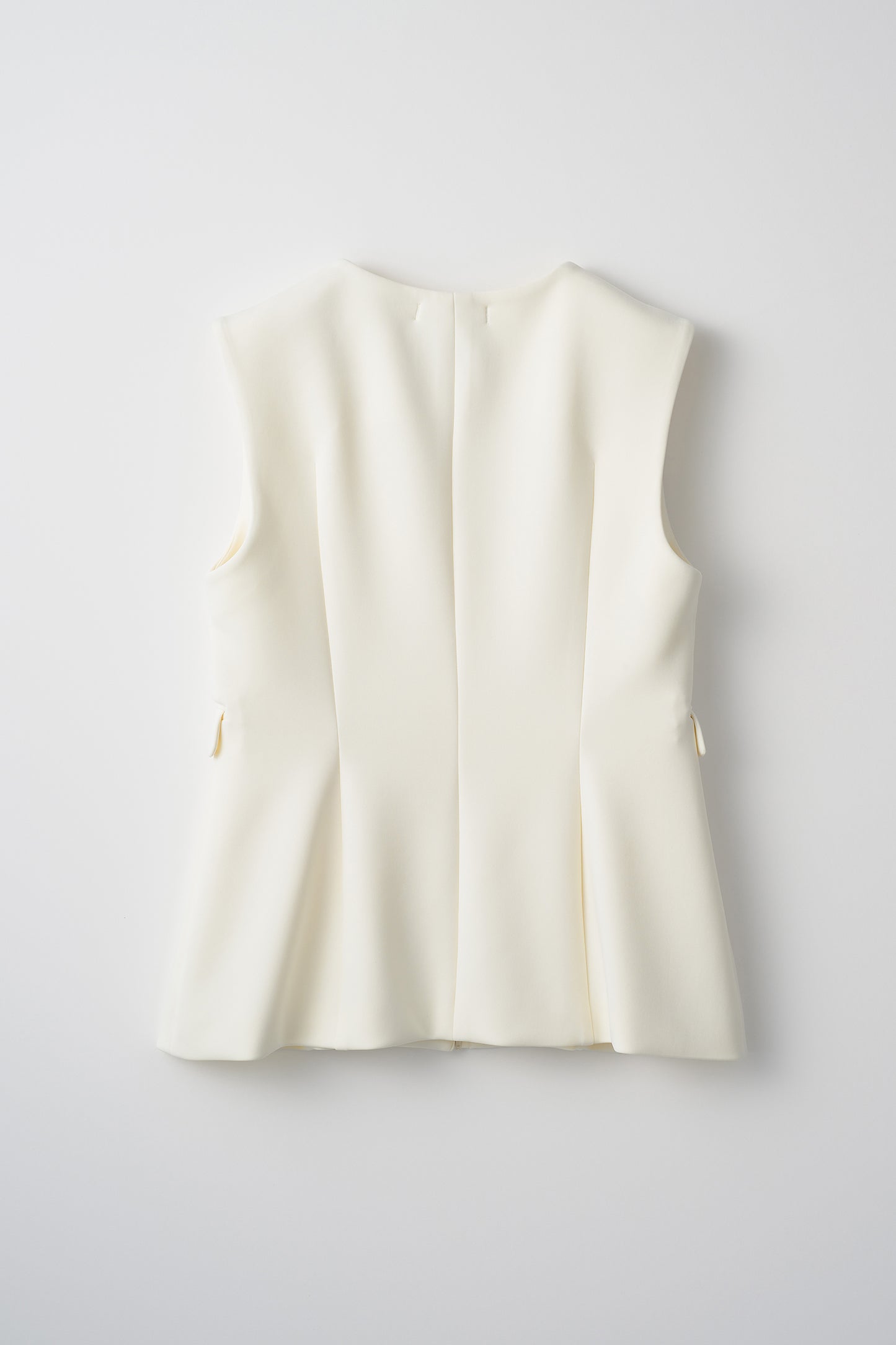 Roomy formal vest (Ivory)