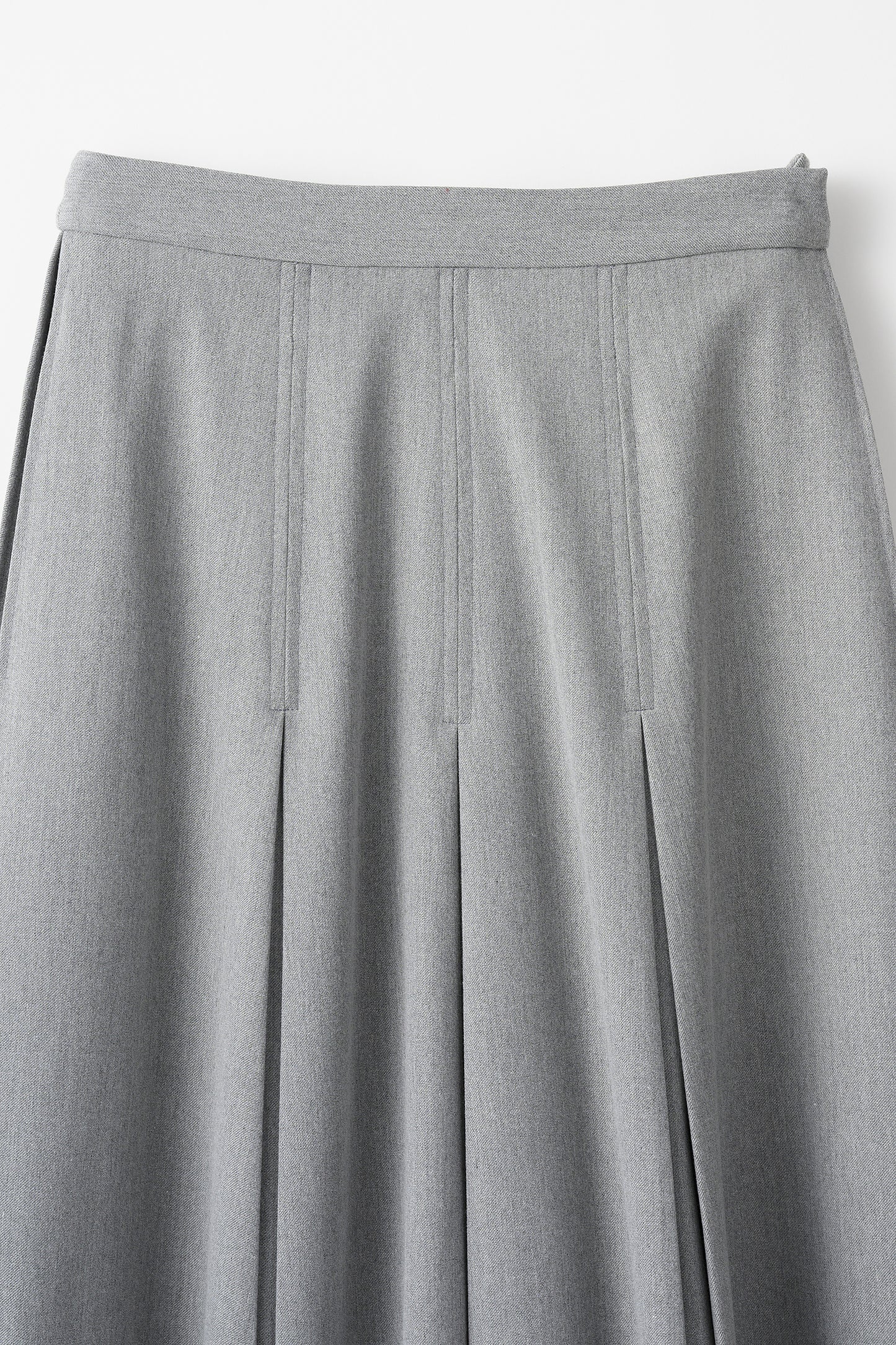 Gentle pleated skirt (Light gray)