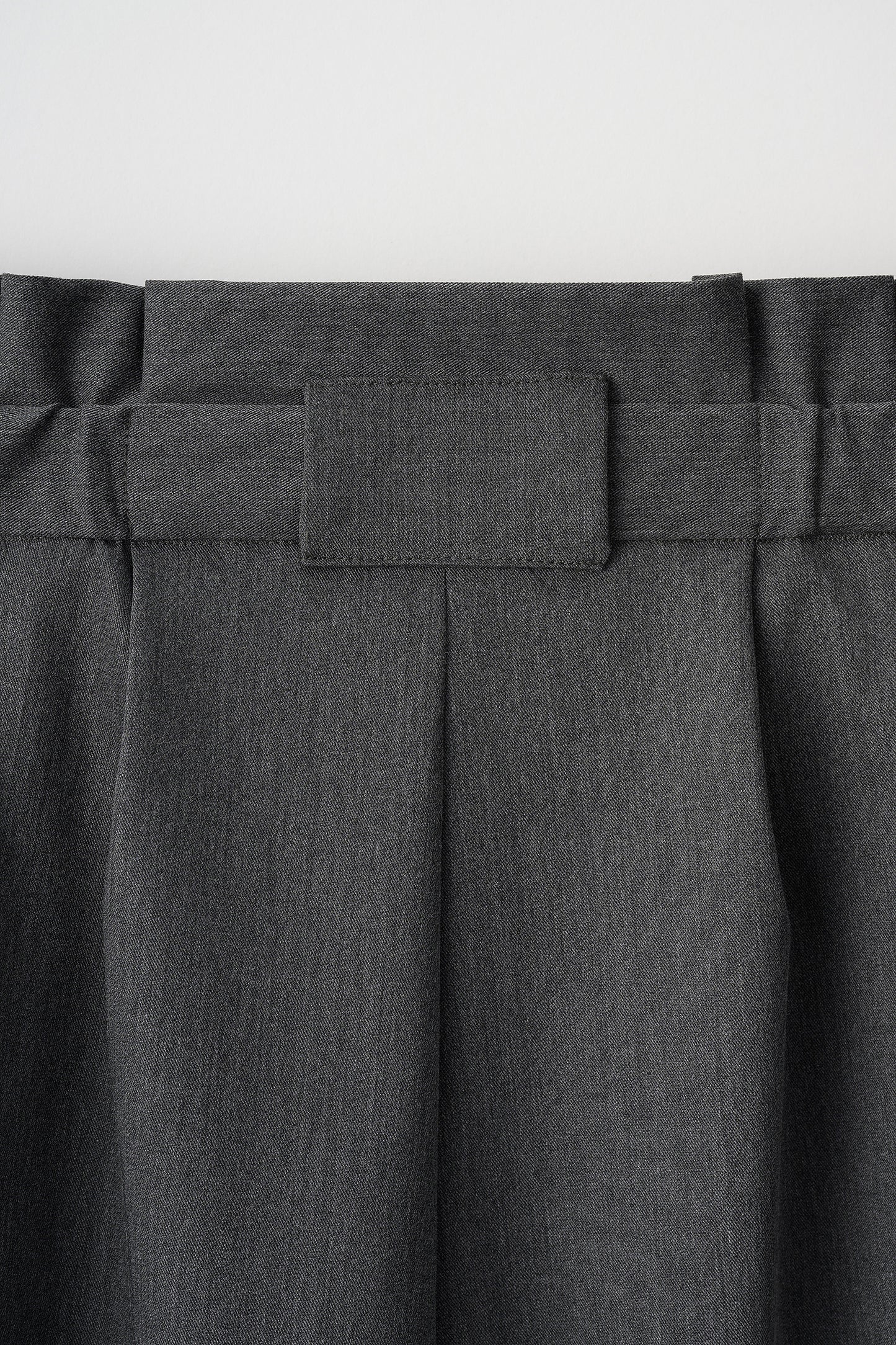 Smart tuck pants(Gray)