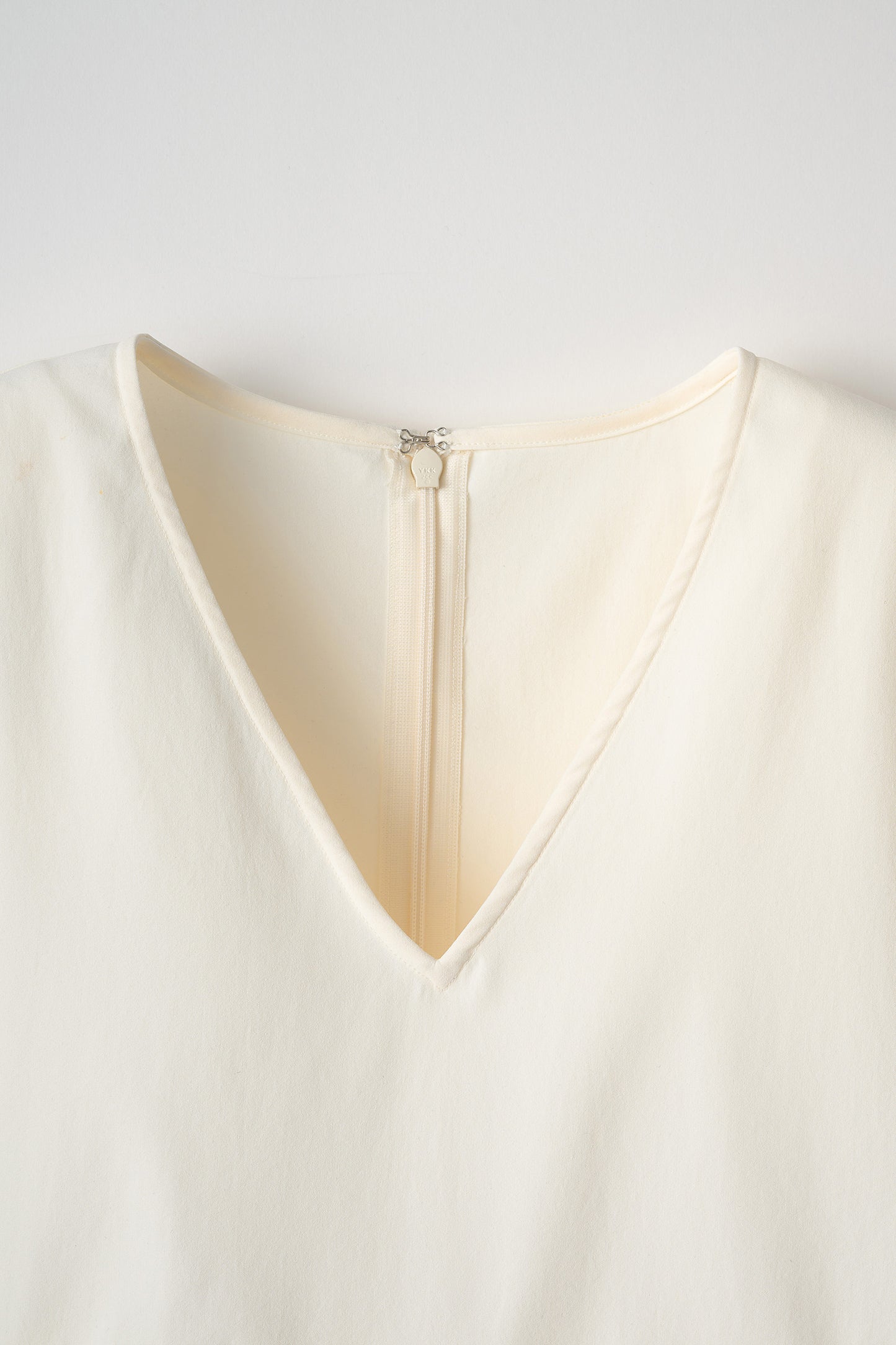 Frills over tops(Ivory)