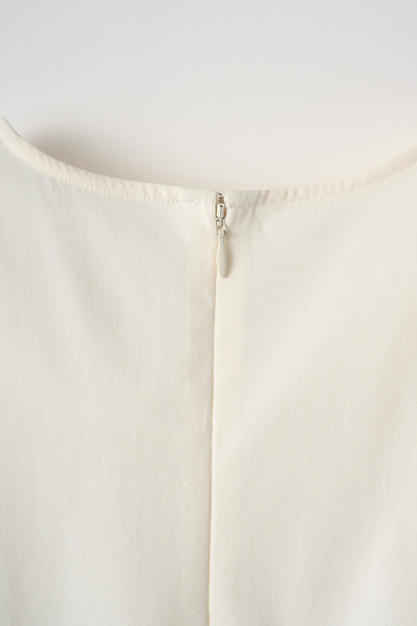 Frills over tops(Ivory)