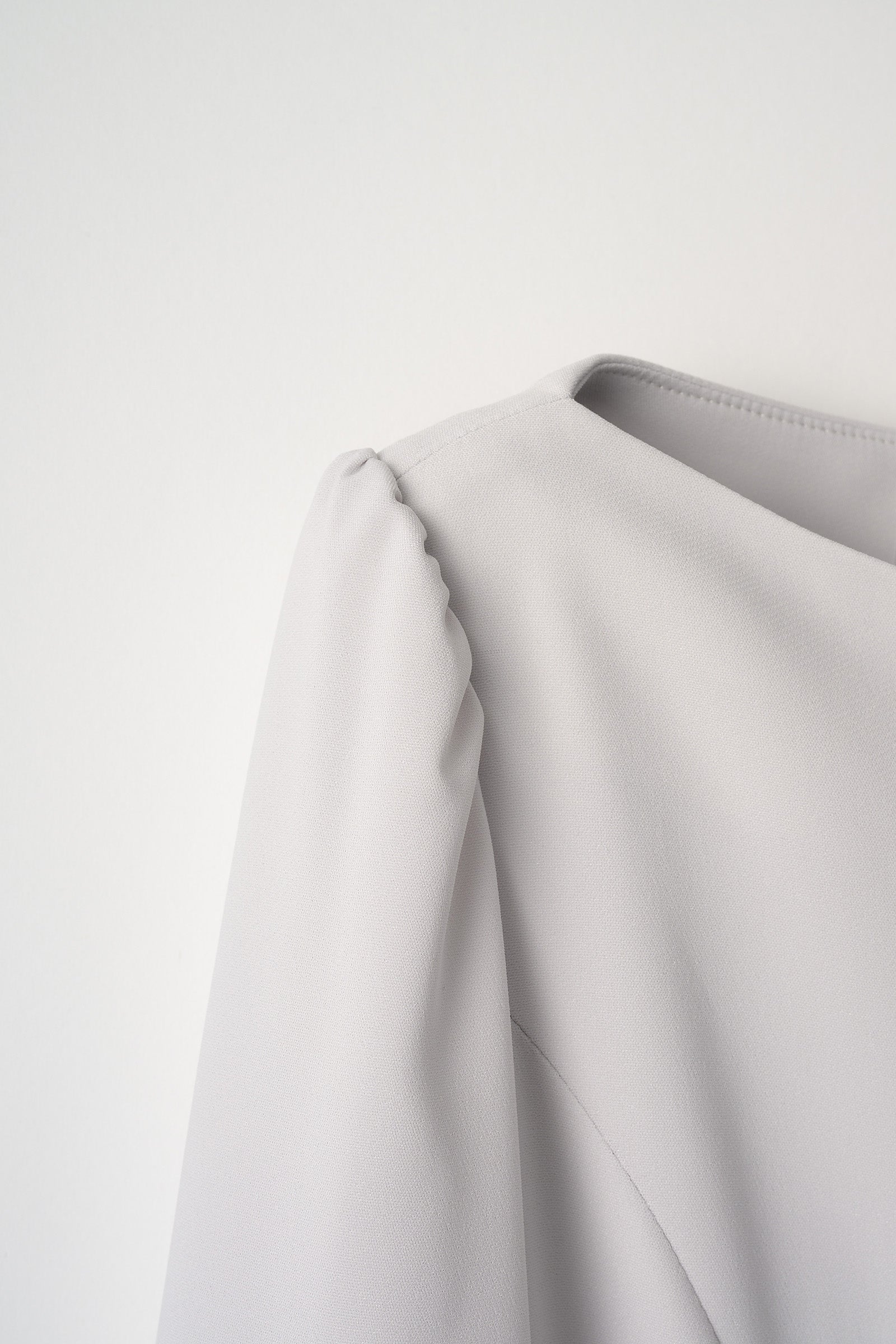 【美品】Audire 完売品 Charlotte flare dress Charlotte flare dress(Pale gray) – Audire