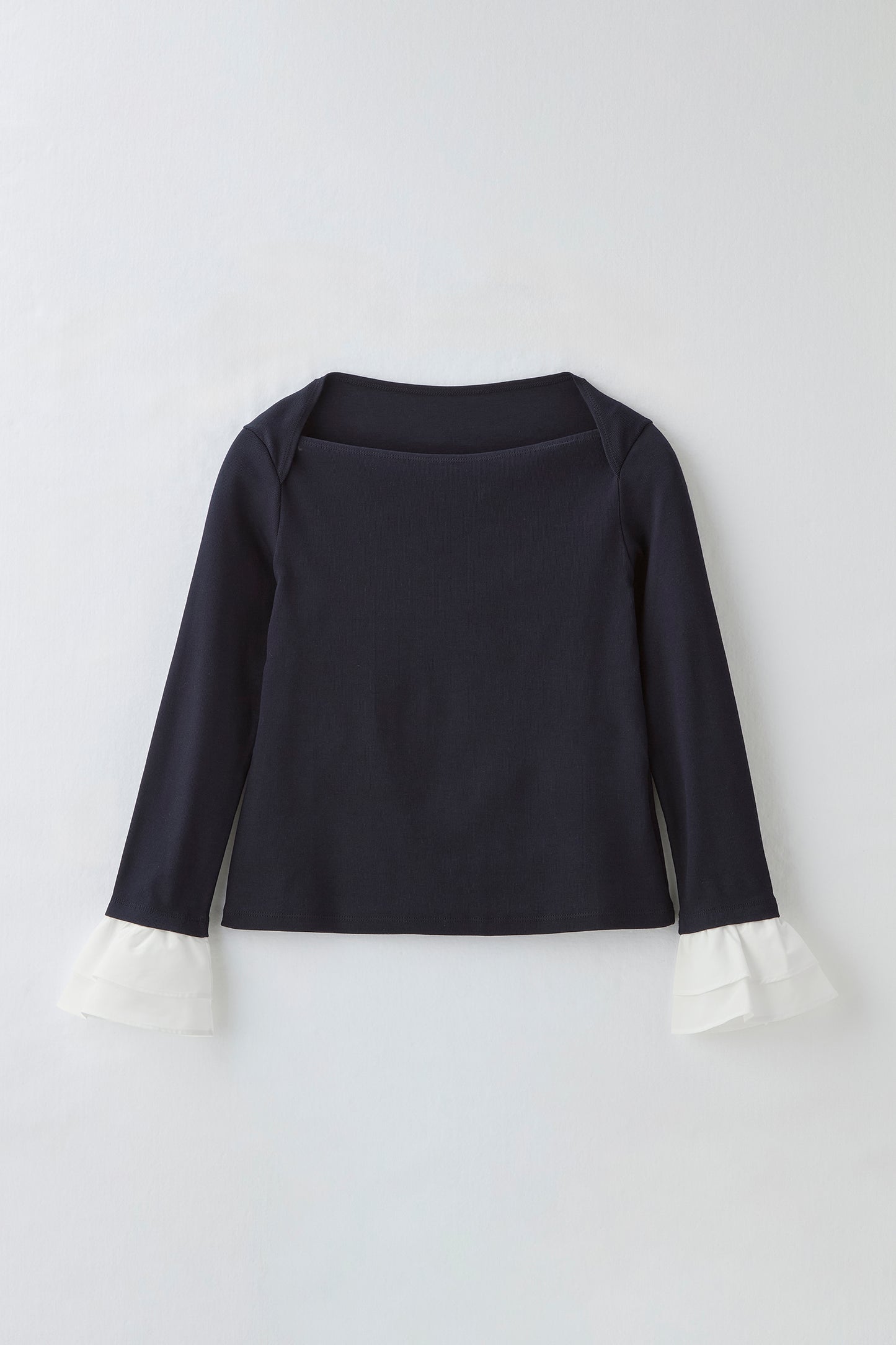 Cream frill tops（Navy）
