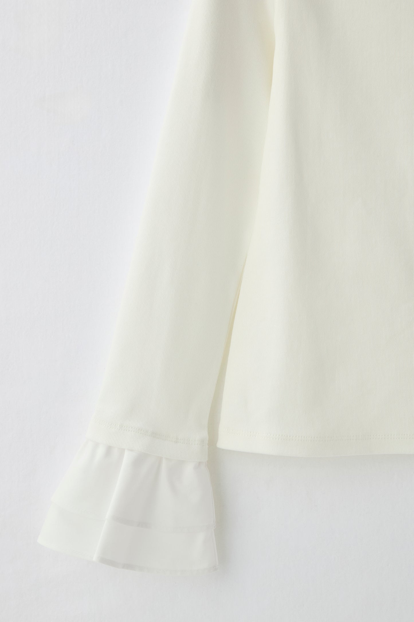 Cream frill tops（White）