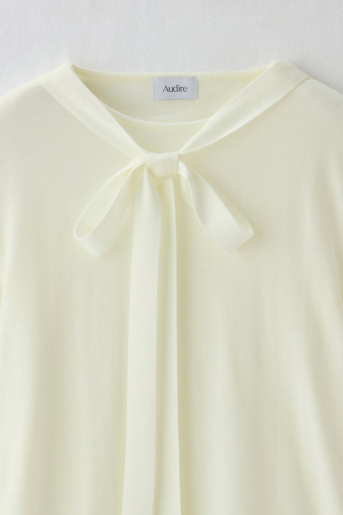 Secret ribbon knit（Ivory）