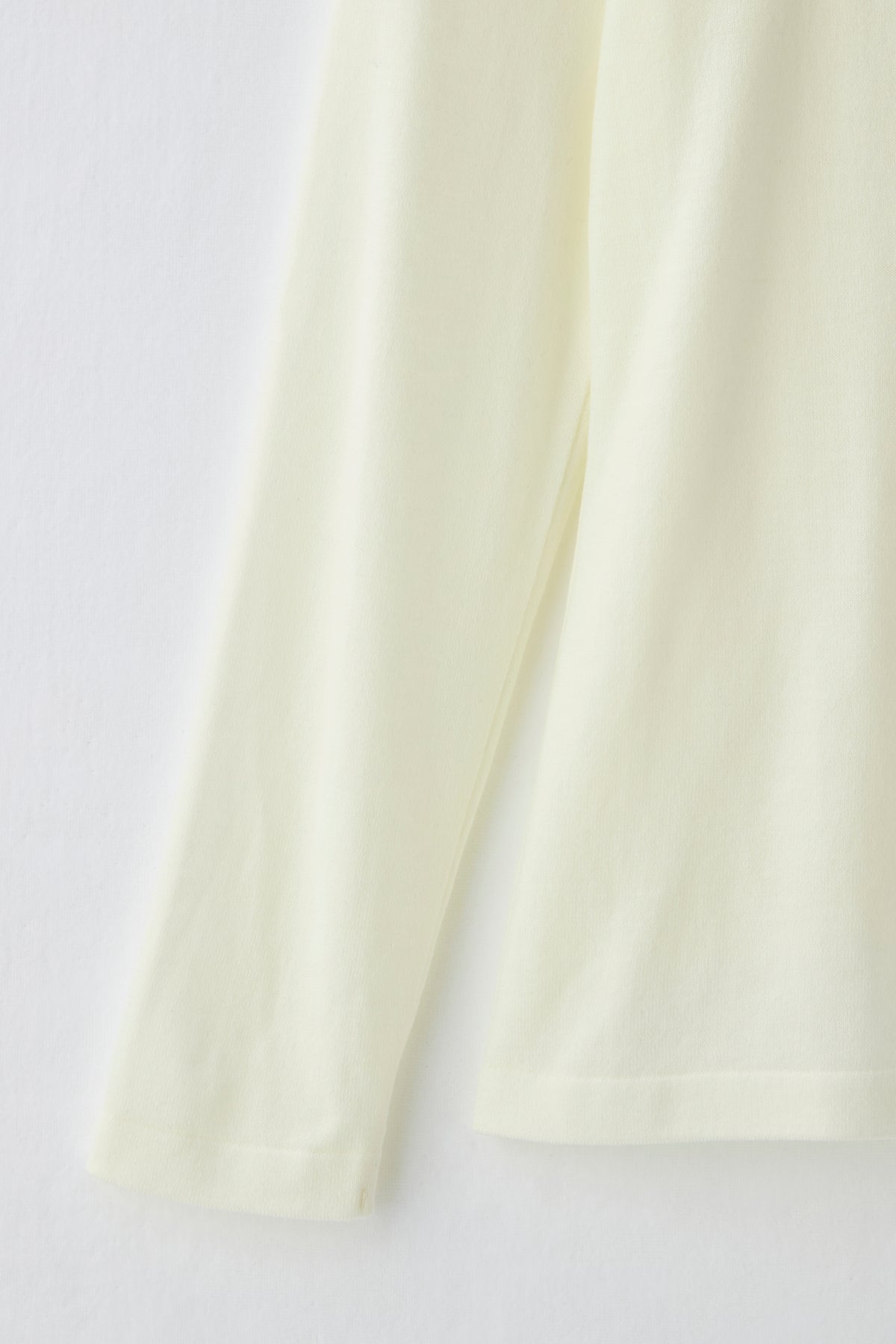 Secret ribbon knit（Ivory）