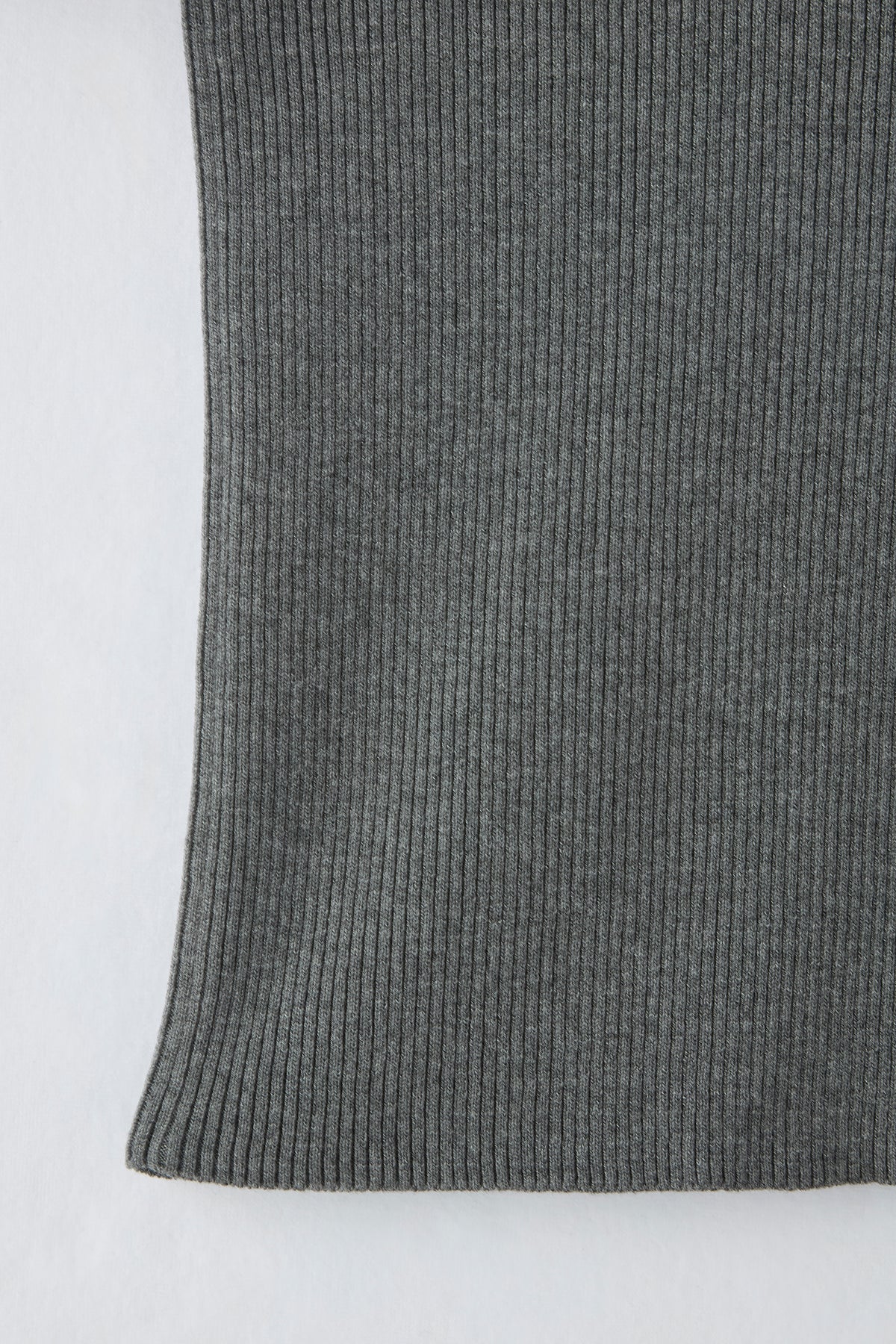 Bell sleeve knit（Gray）