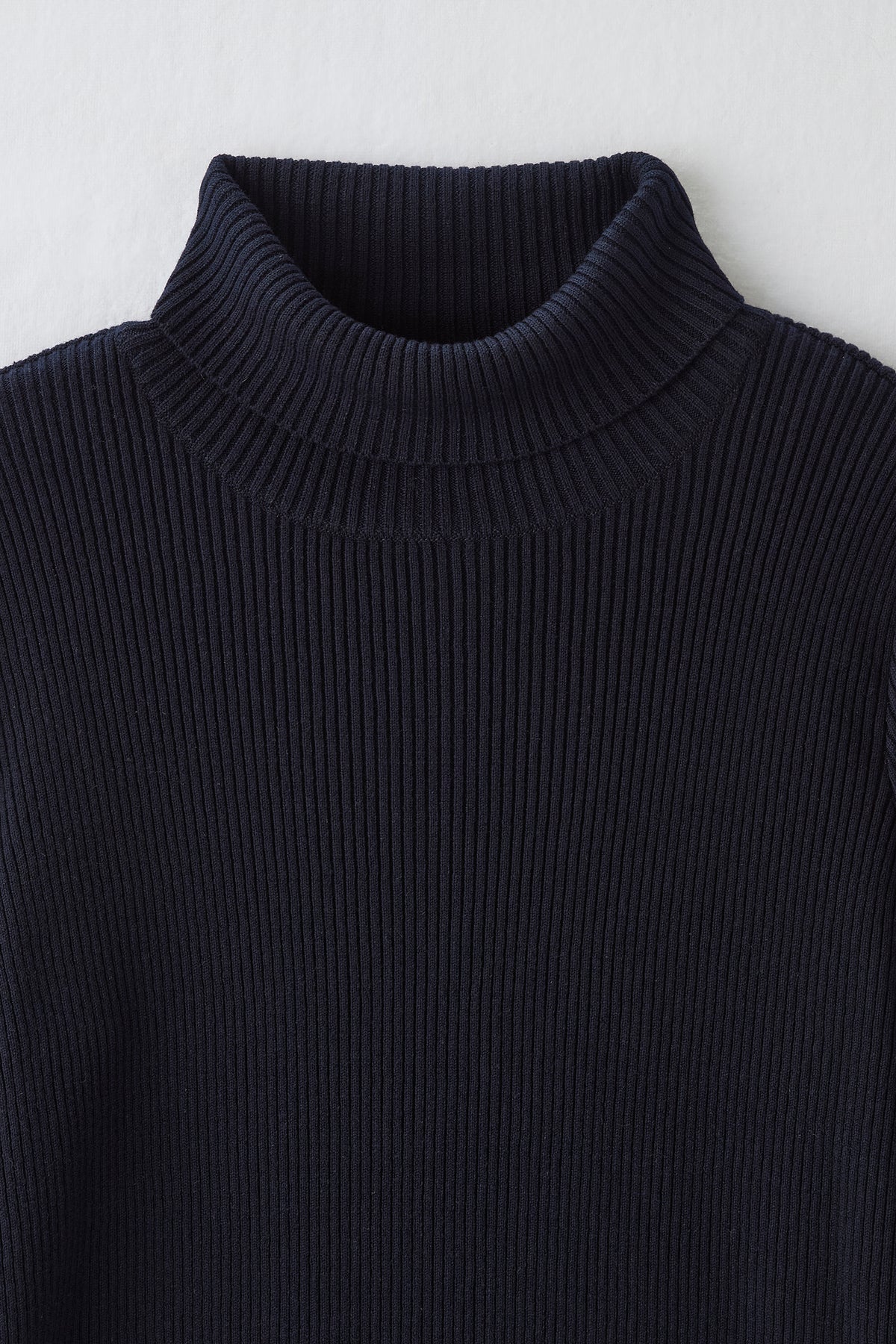 Bell sleeve knit（Navy）