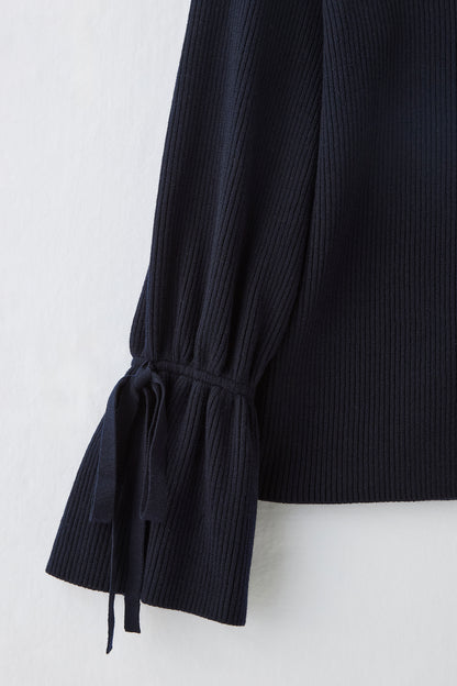 Bell sleeve knit（Navy）