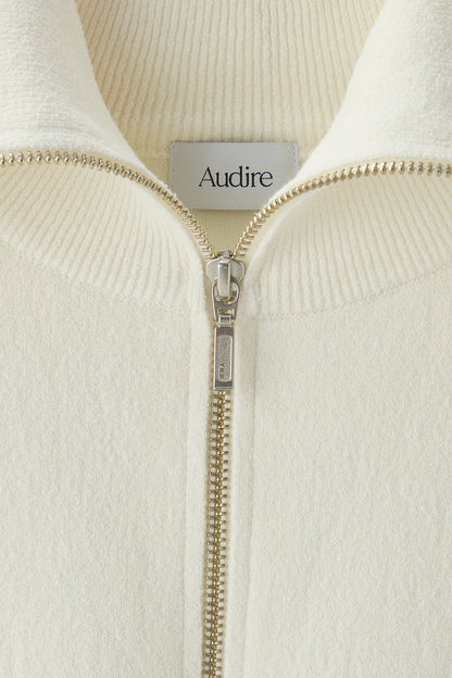 Soft touch zip up（White）