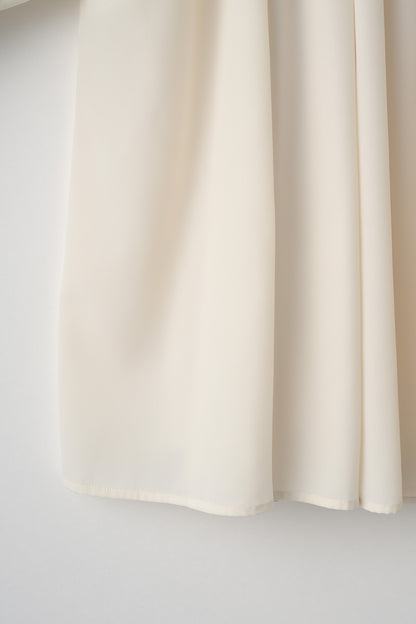 Cascade gather tops（Cream）