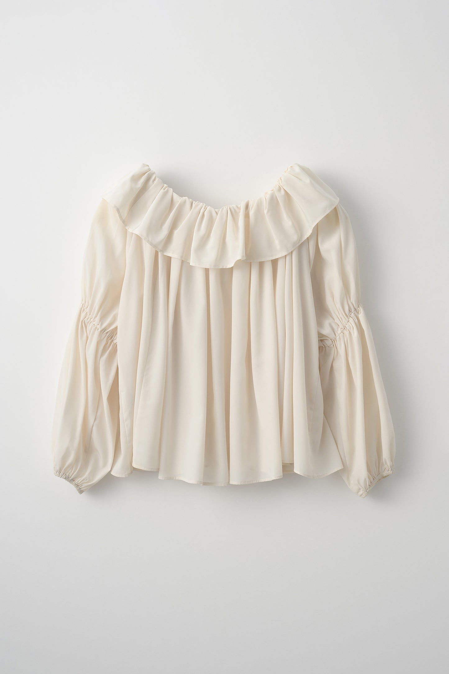 Cascade gather tops（Cream）