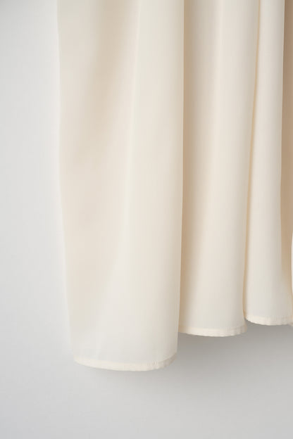 Cascade gather tops（Cream）