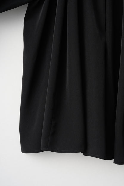 Cascade gather tops（Black）