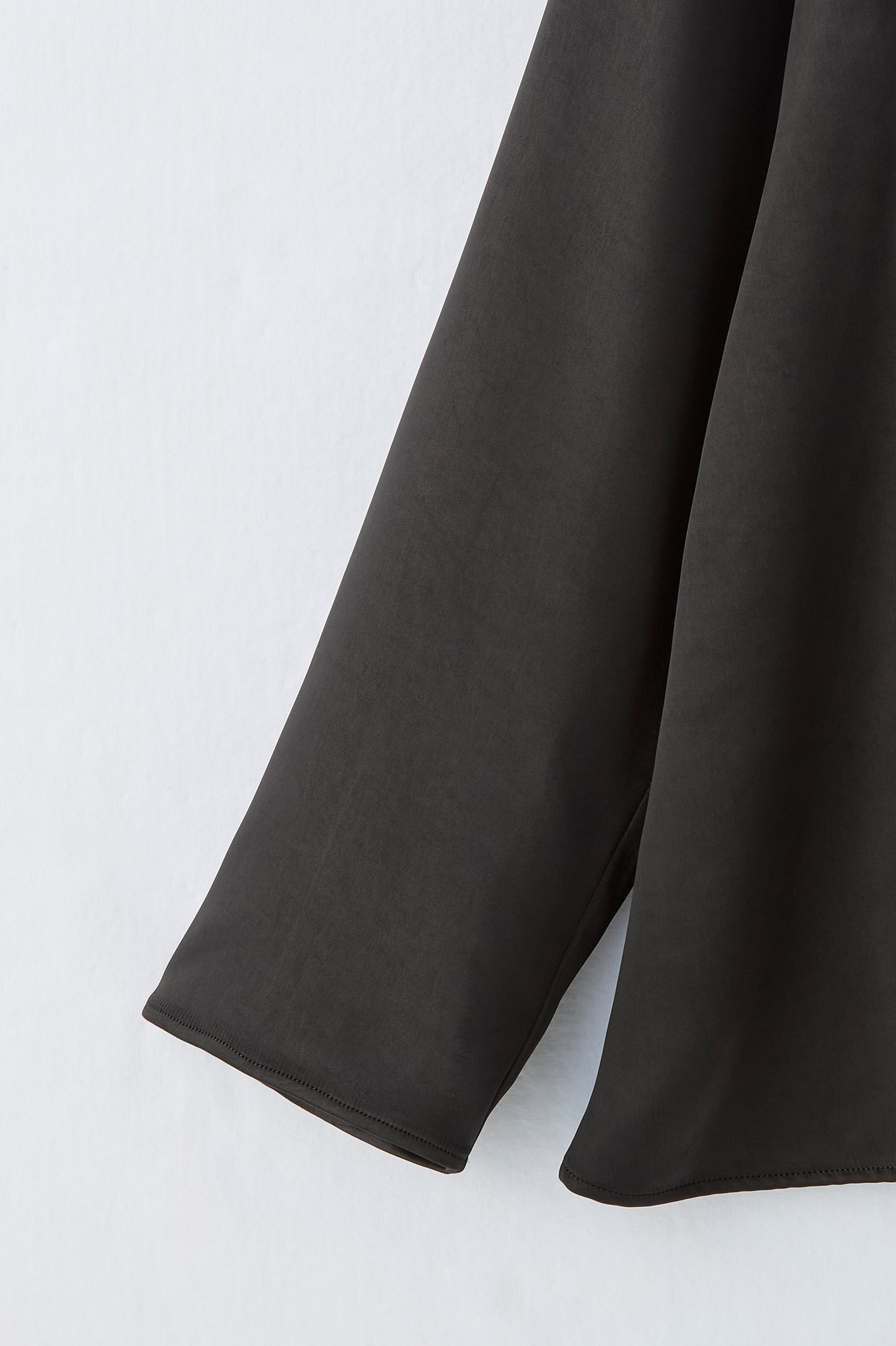 Back ribbon tops（Black）