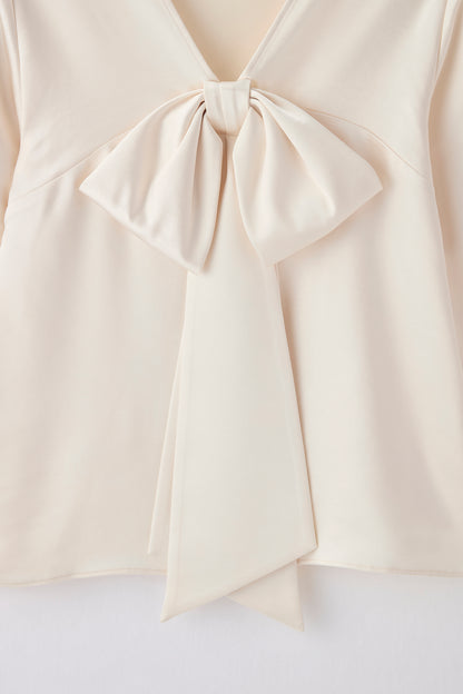 Back ribbon tops（Ivory）