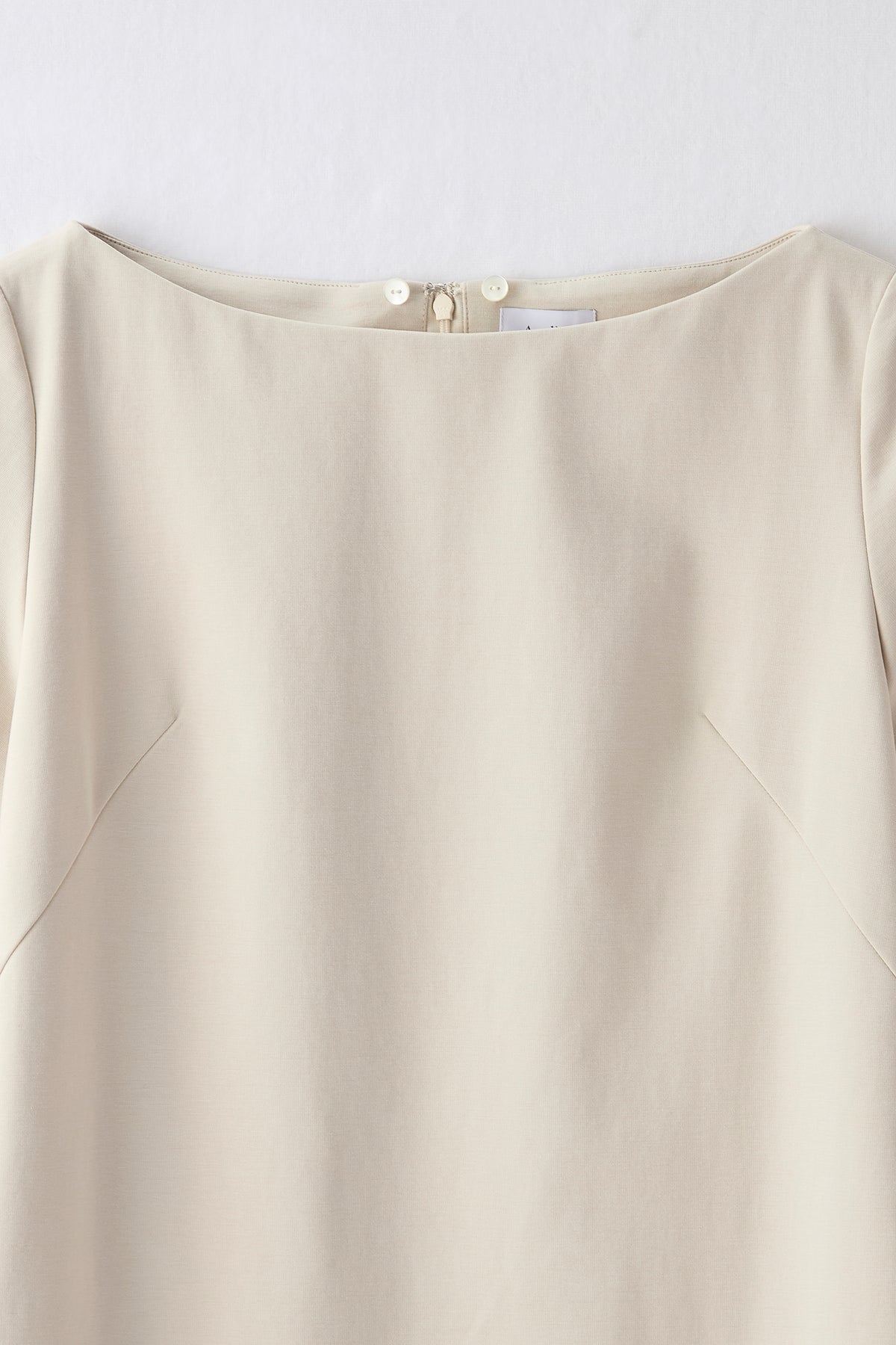 Chiffon collar dress（Beige）