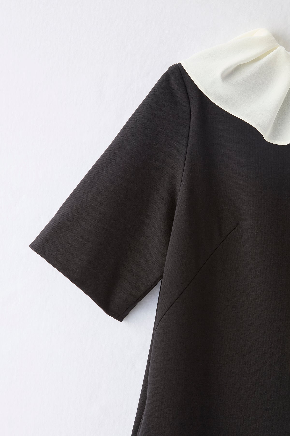 Chiffon collar dress（Black）