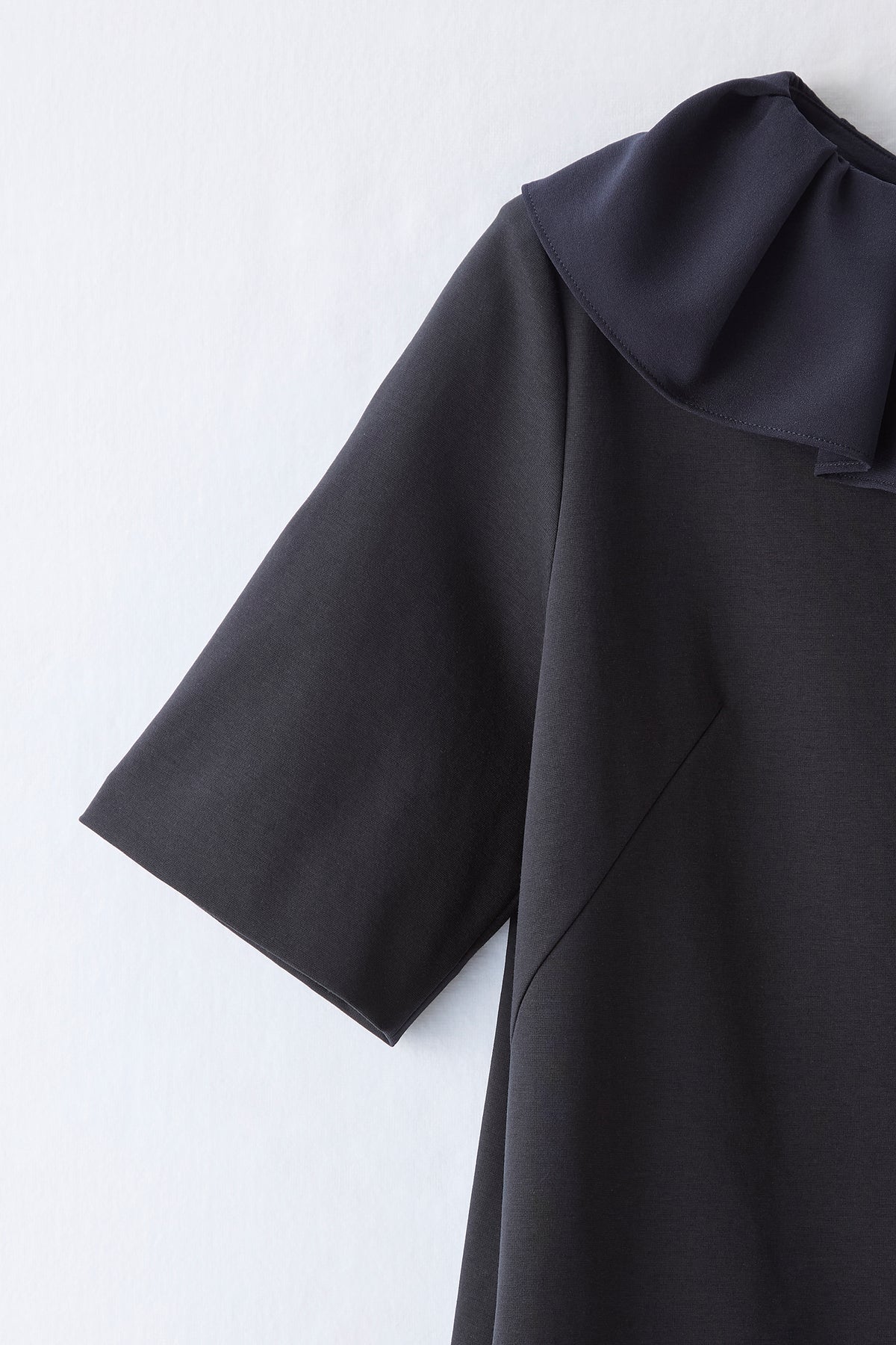 Chiffon collar dress（Navy）