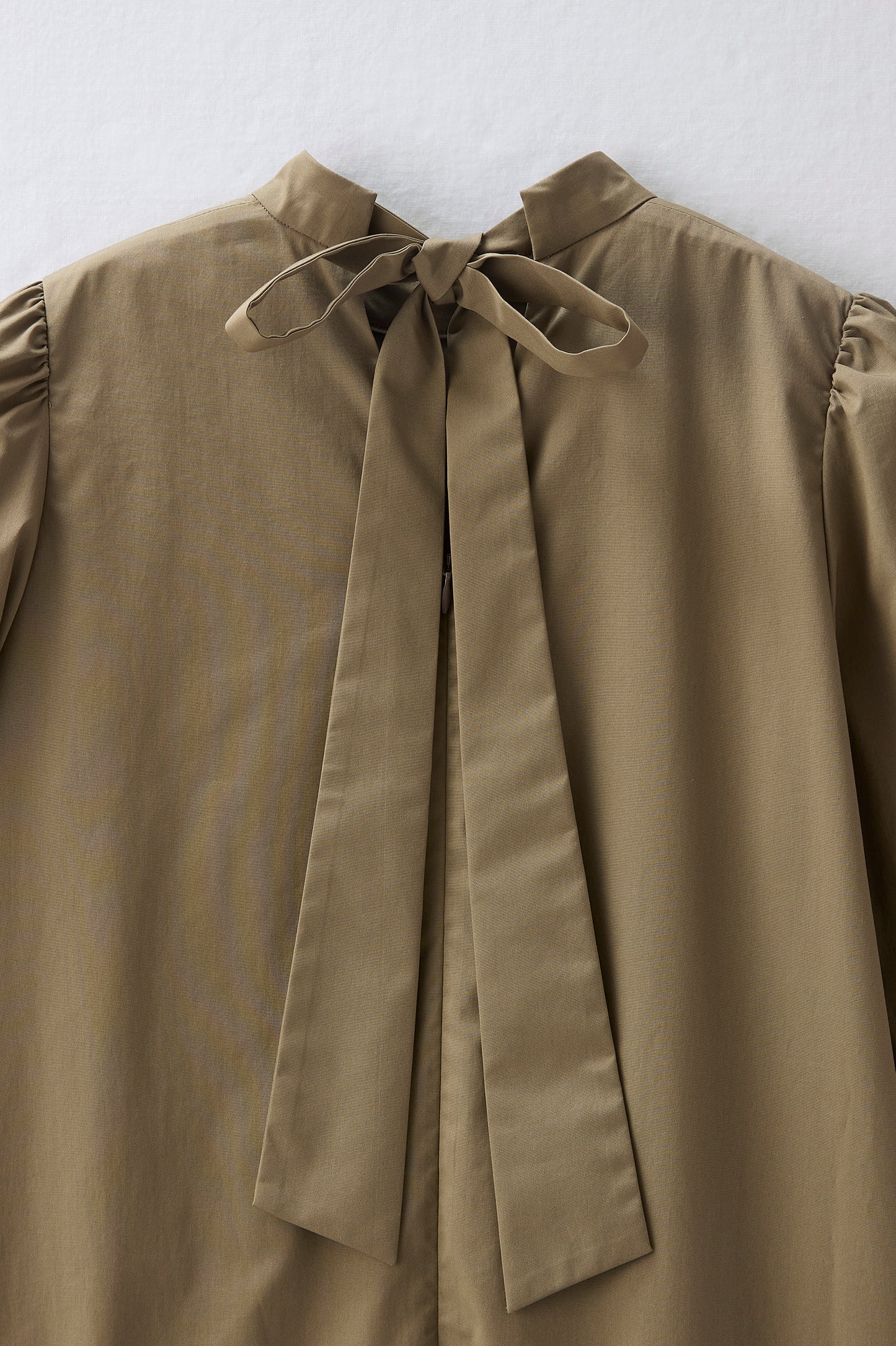 2 pattern ribbon dress（Khaki）