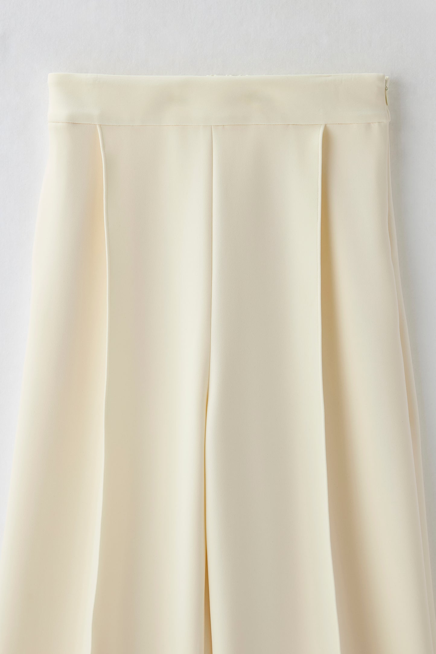 Office jersey wide pants（Ivory）