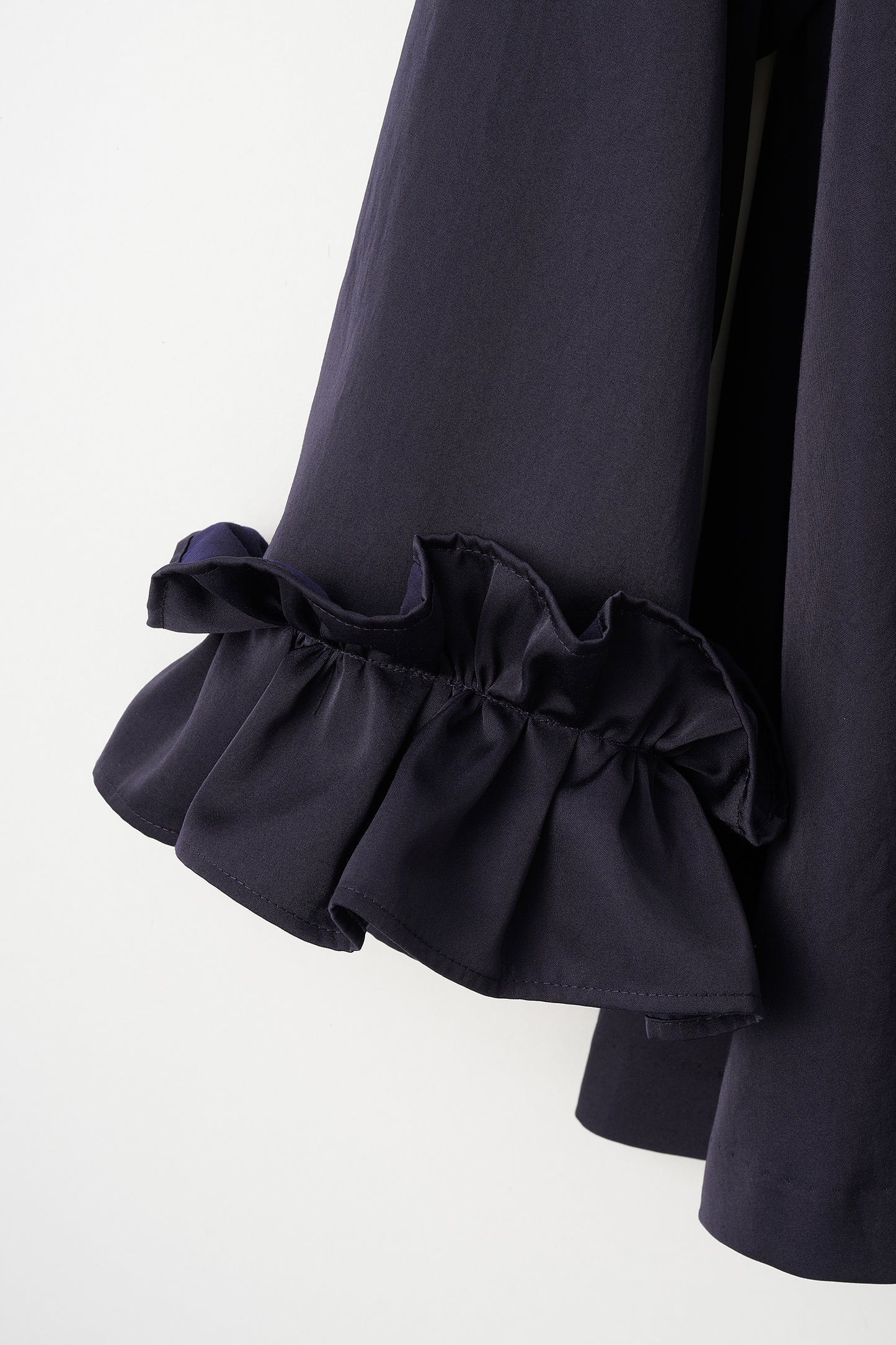 Peony cuffs tops(Navy)