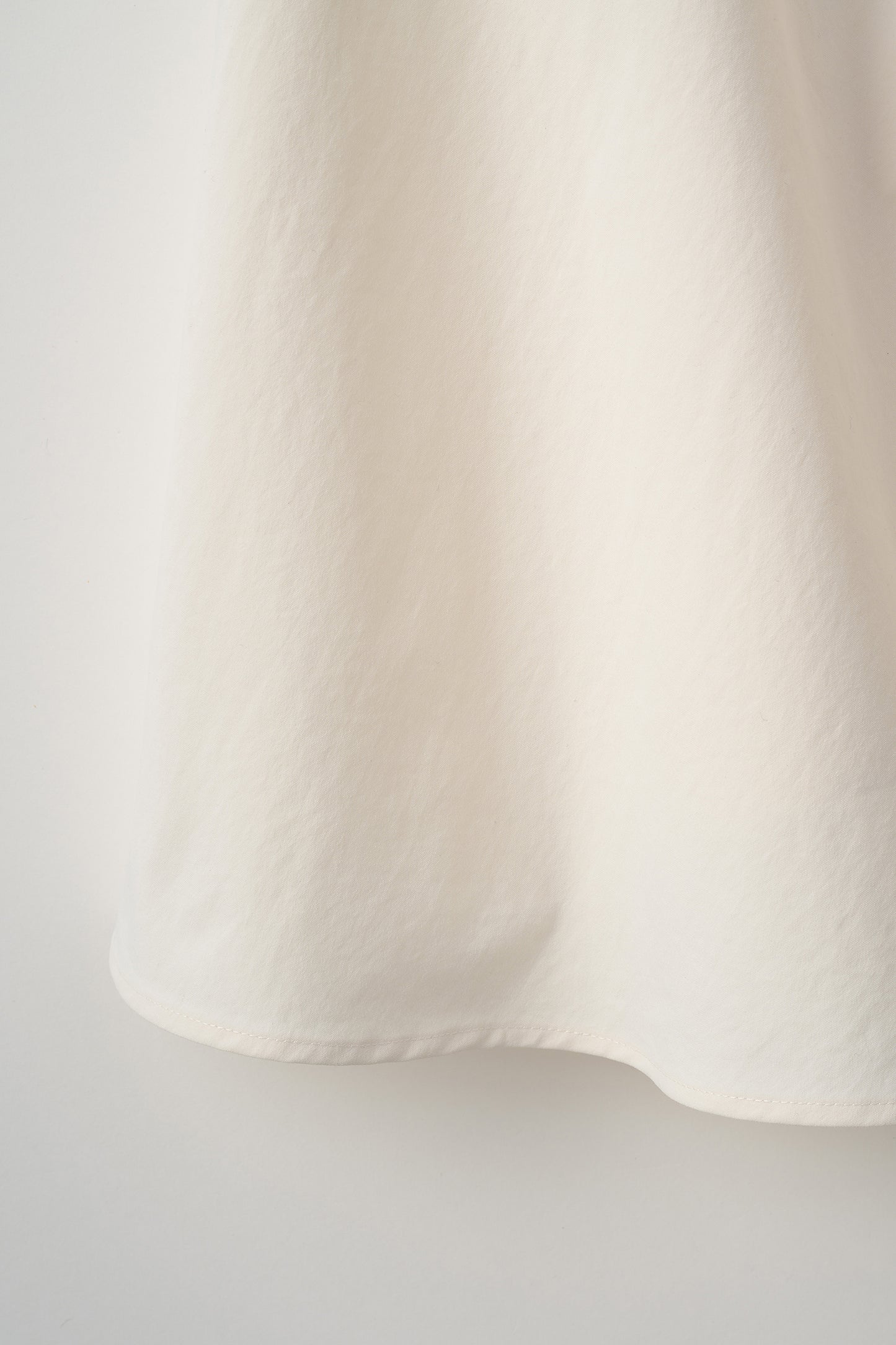 Front twist tops(Ivory)