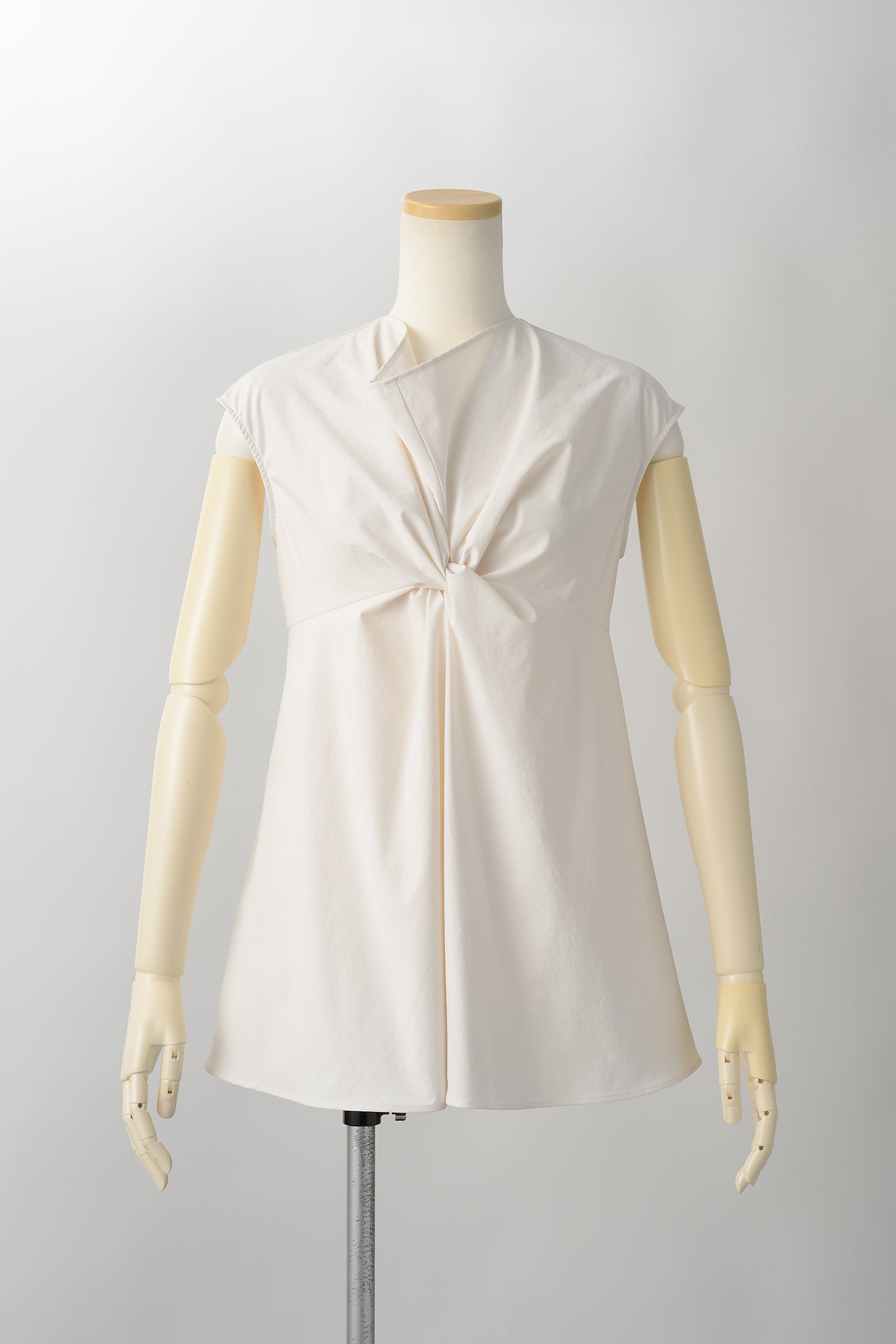 Front twist tops(Ivory) – Audire