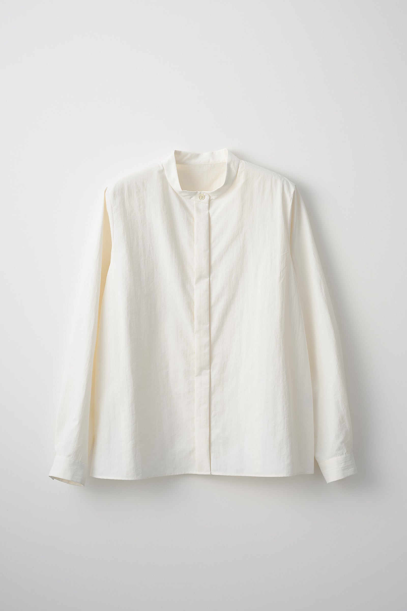 Petal collar shirt(White) – Audire