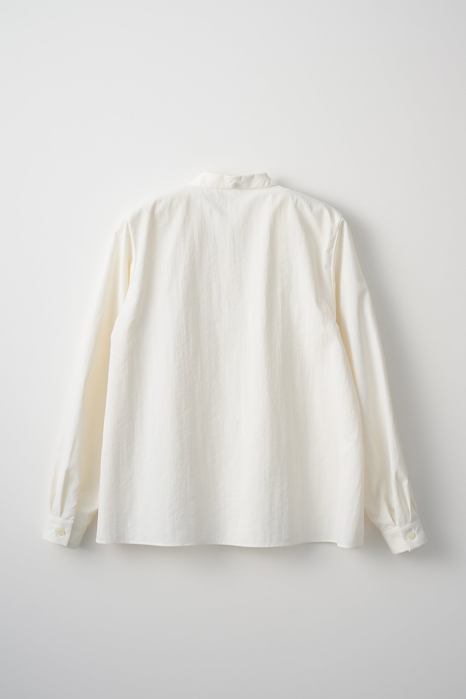 Petal collar shirt(White) – Audire