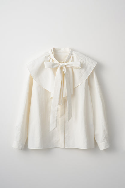 Petal collar shirt(White)