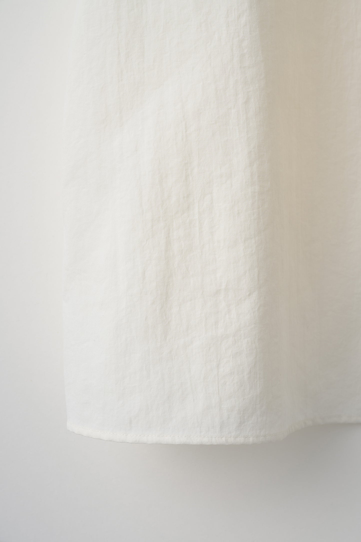 Petal collar shirt(White)