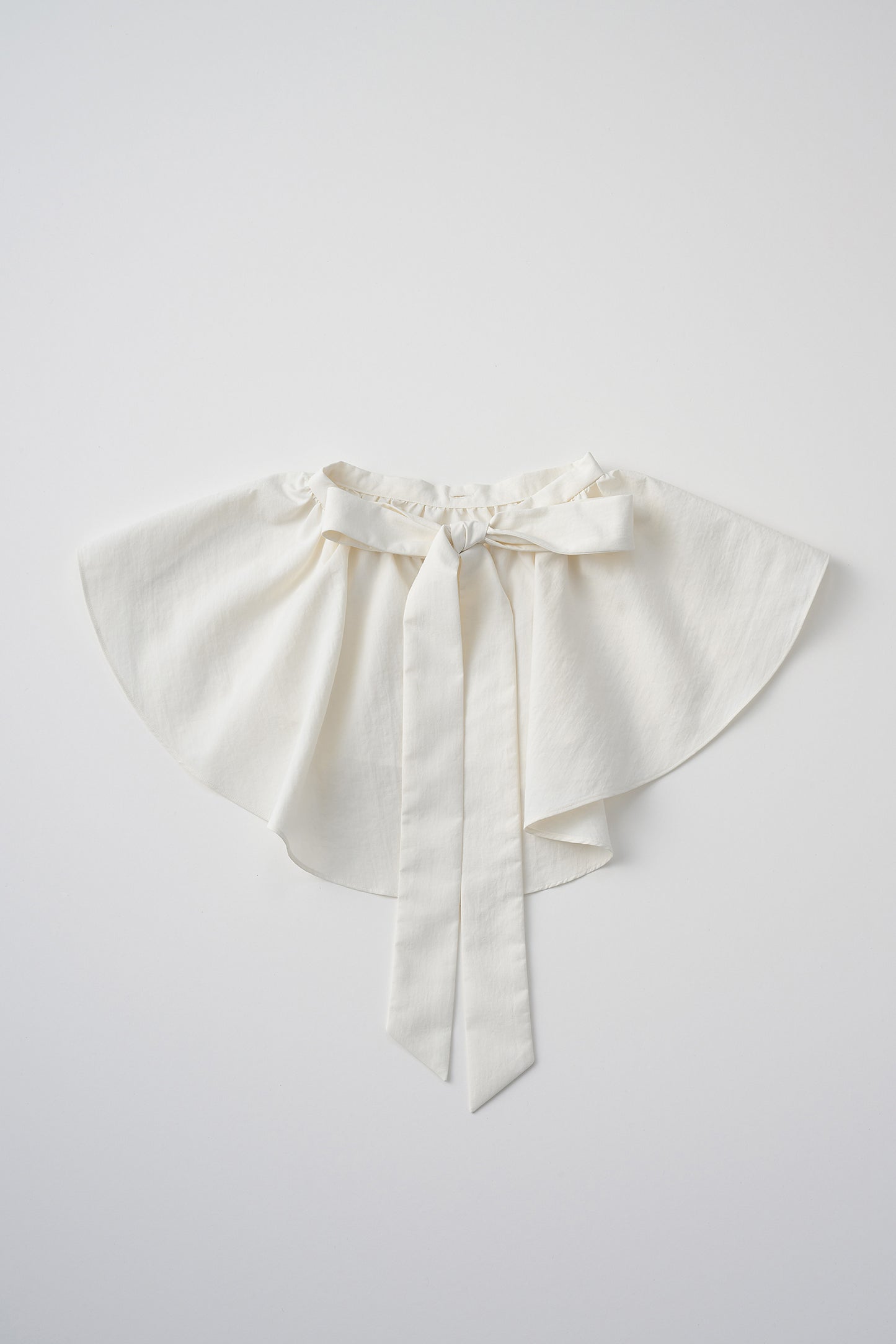Petal collar shirt(White)