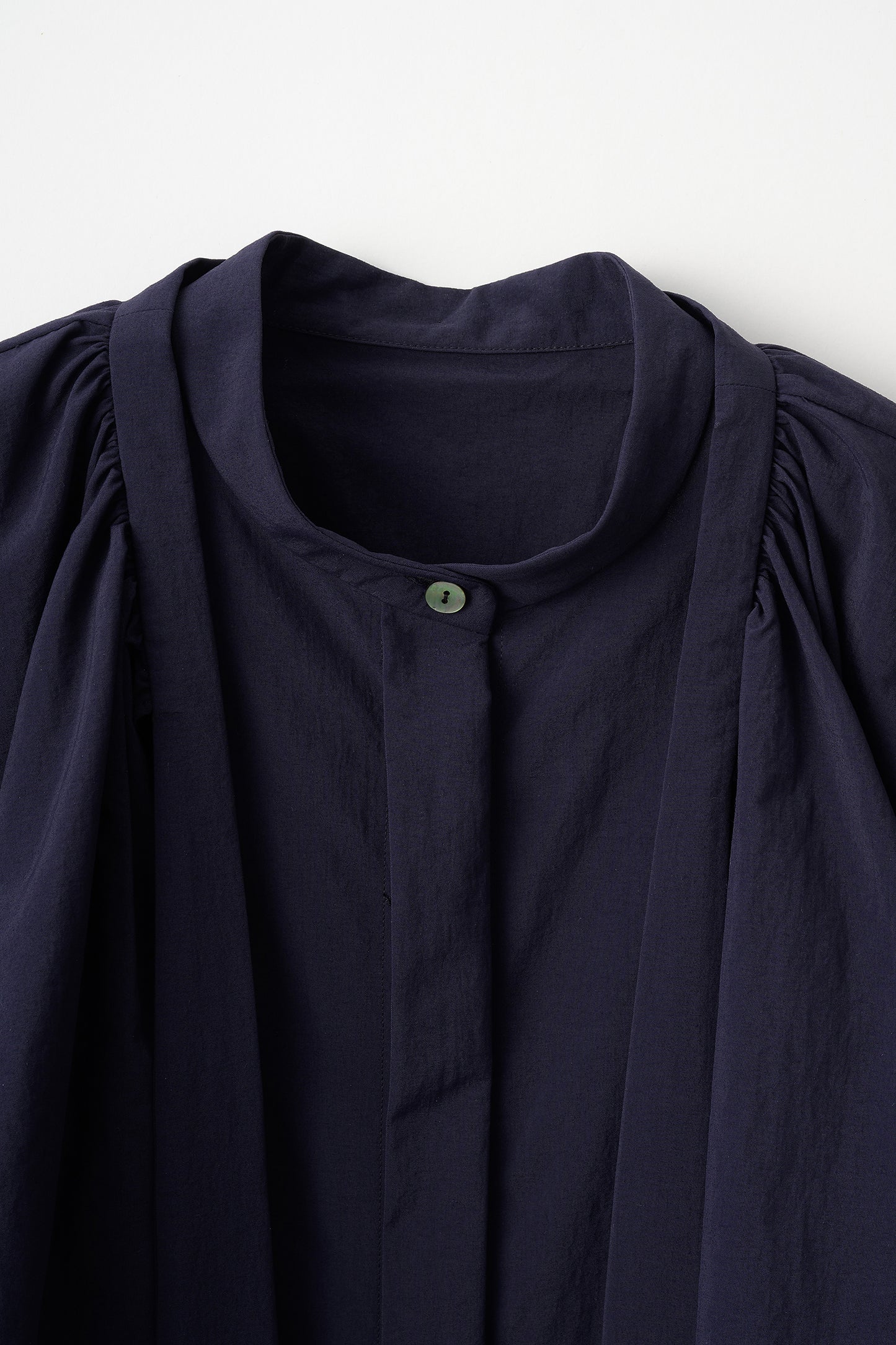 Petal collar shirt(Navy)