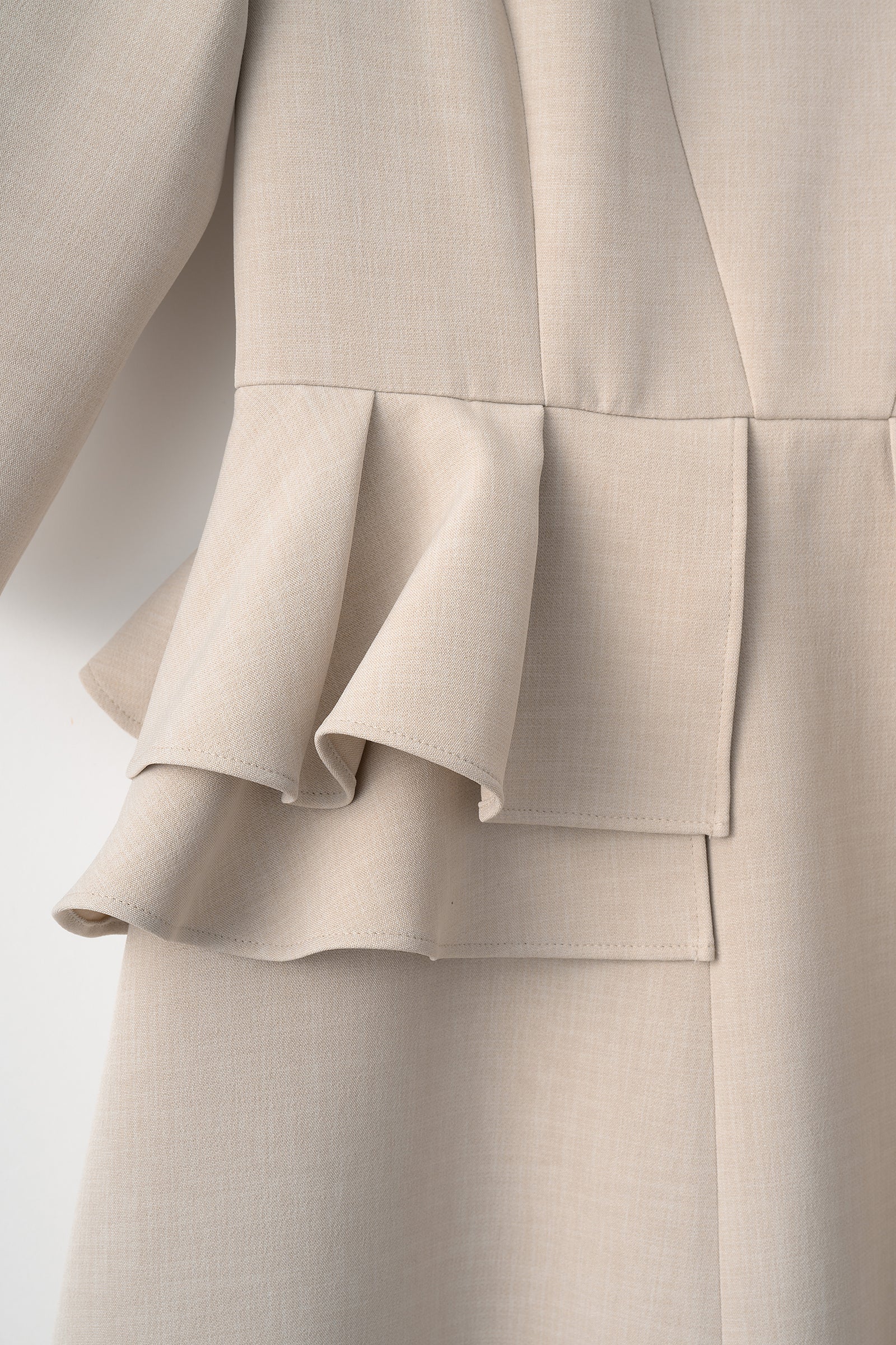 Prima peplum dress(Beige) – Audire