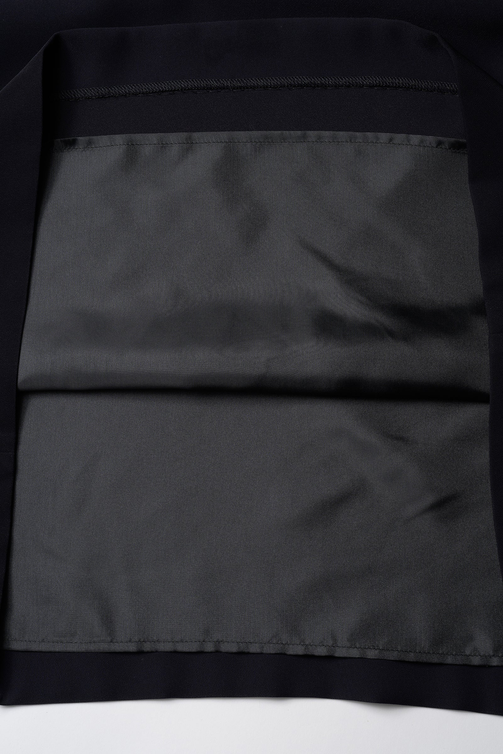 Audire アウディーレ❤️ ワンピース(Black) Audire（アウディーレ）が、26SS新作コレクションからセレモニー