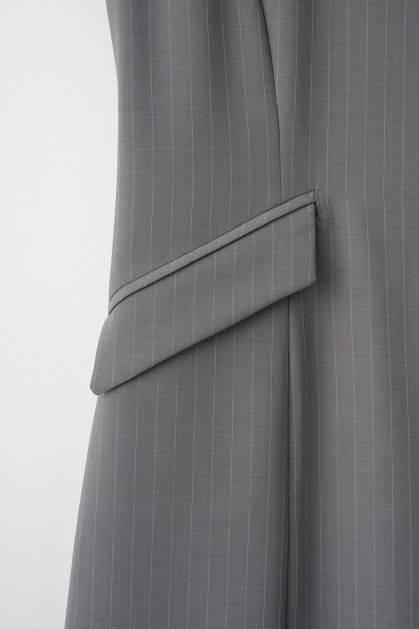 Metropolitan lady dress(Gray stripe)