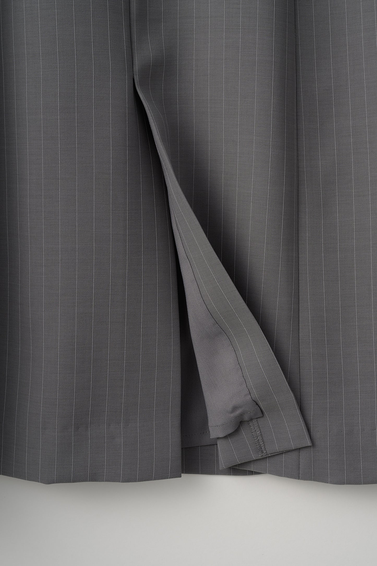 Metropolitan lady dress(Gray stripe)