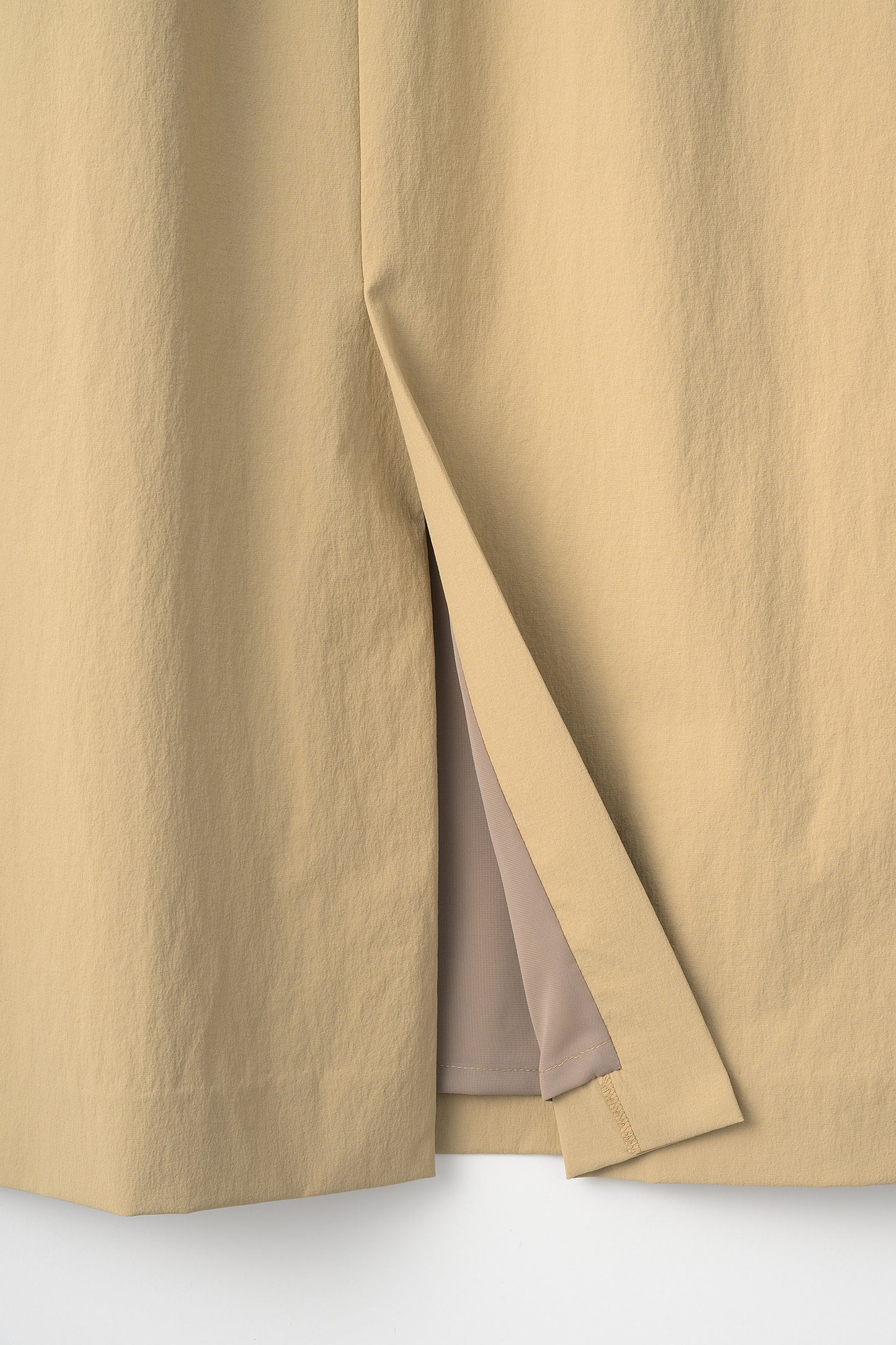 Tailored peplum skirt(Beige)