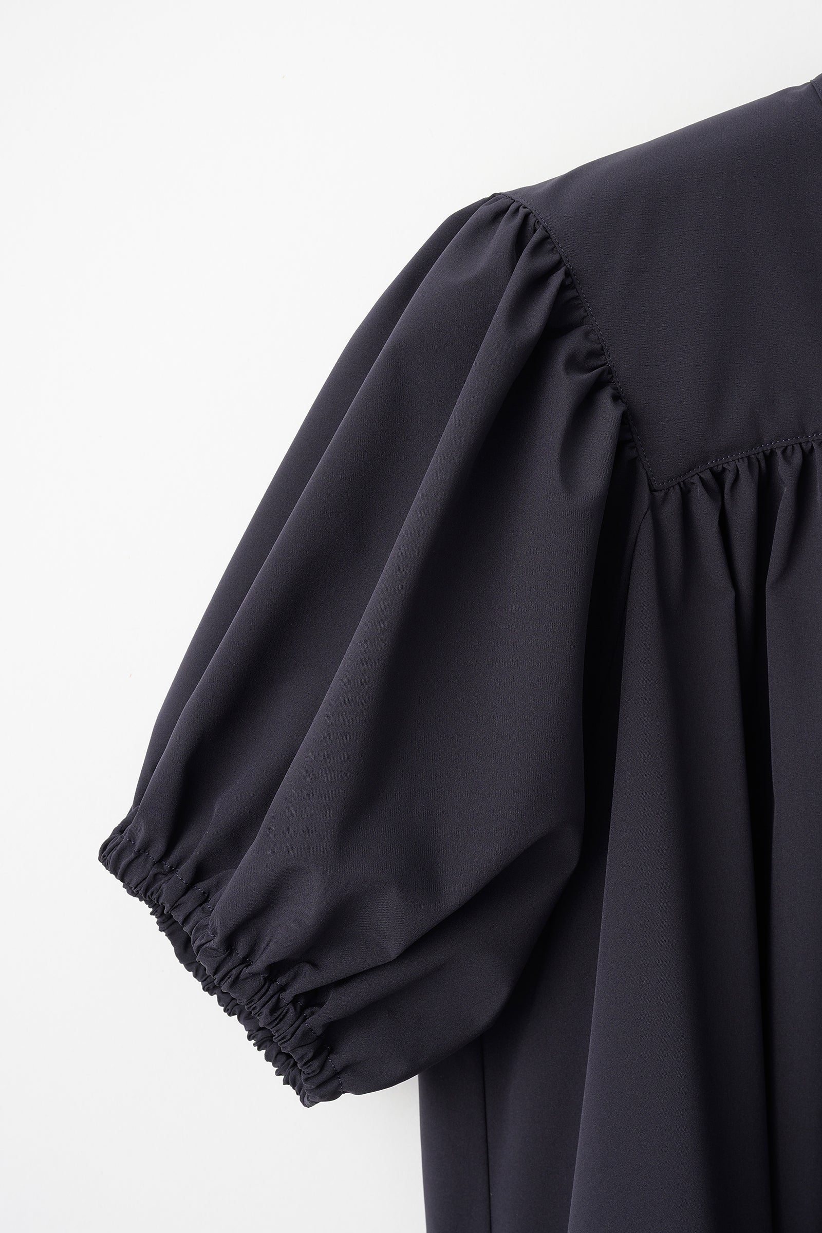 All weather dress(Navy) – Audire