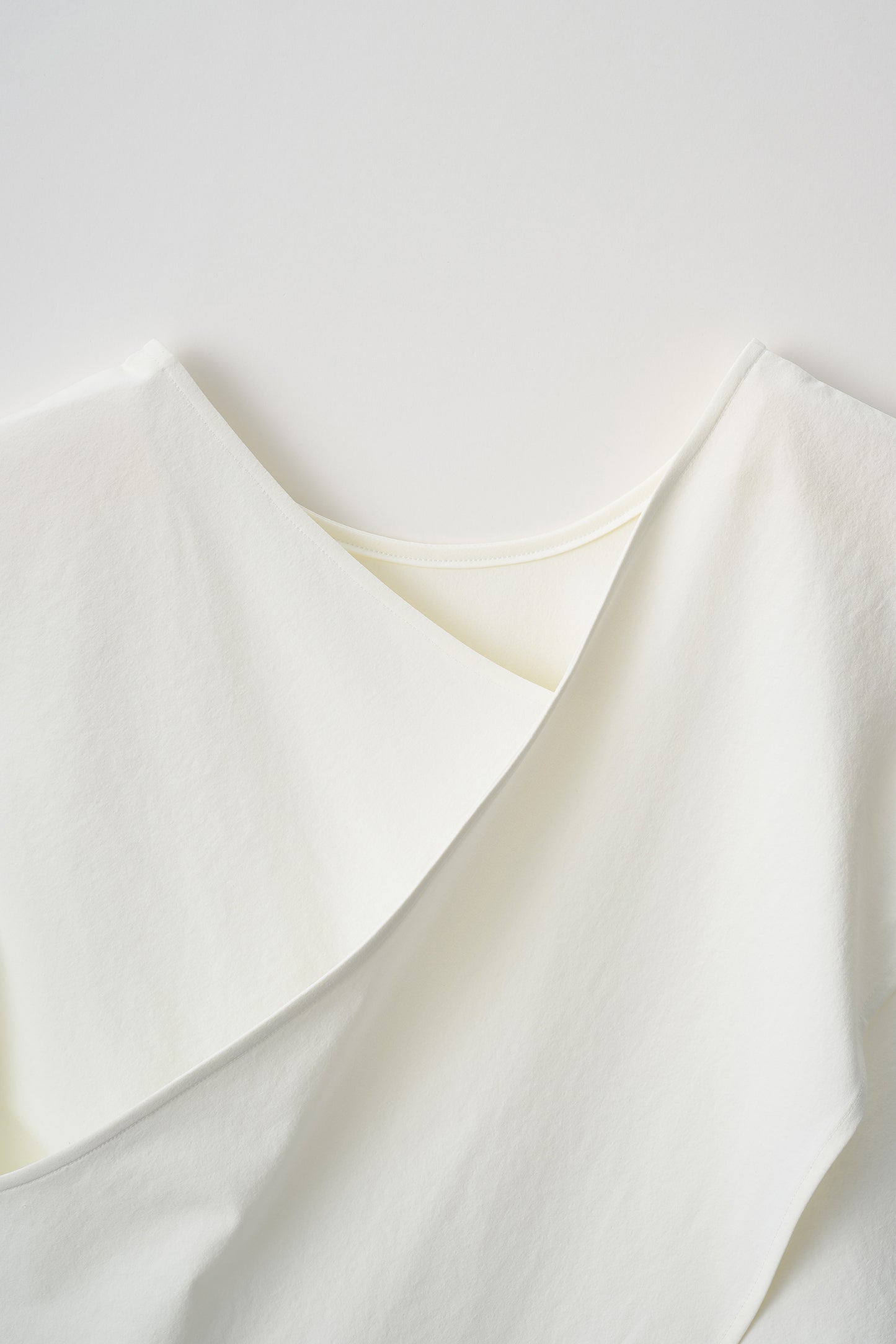 Tasuki flare tops(White)