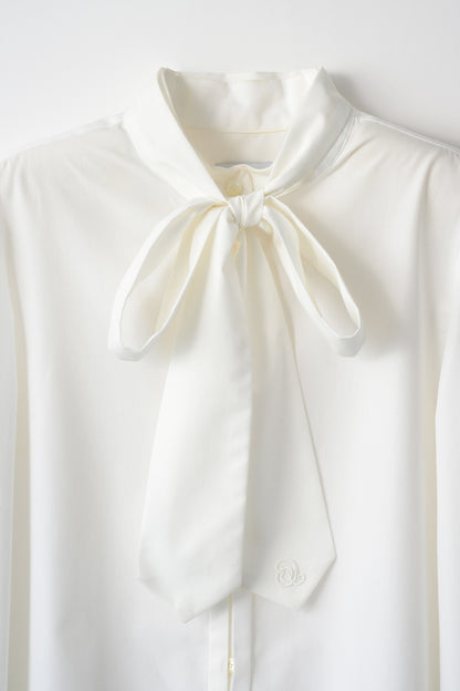 Audire bowtie blouse(White)