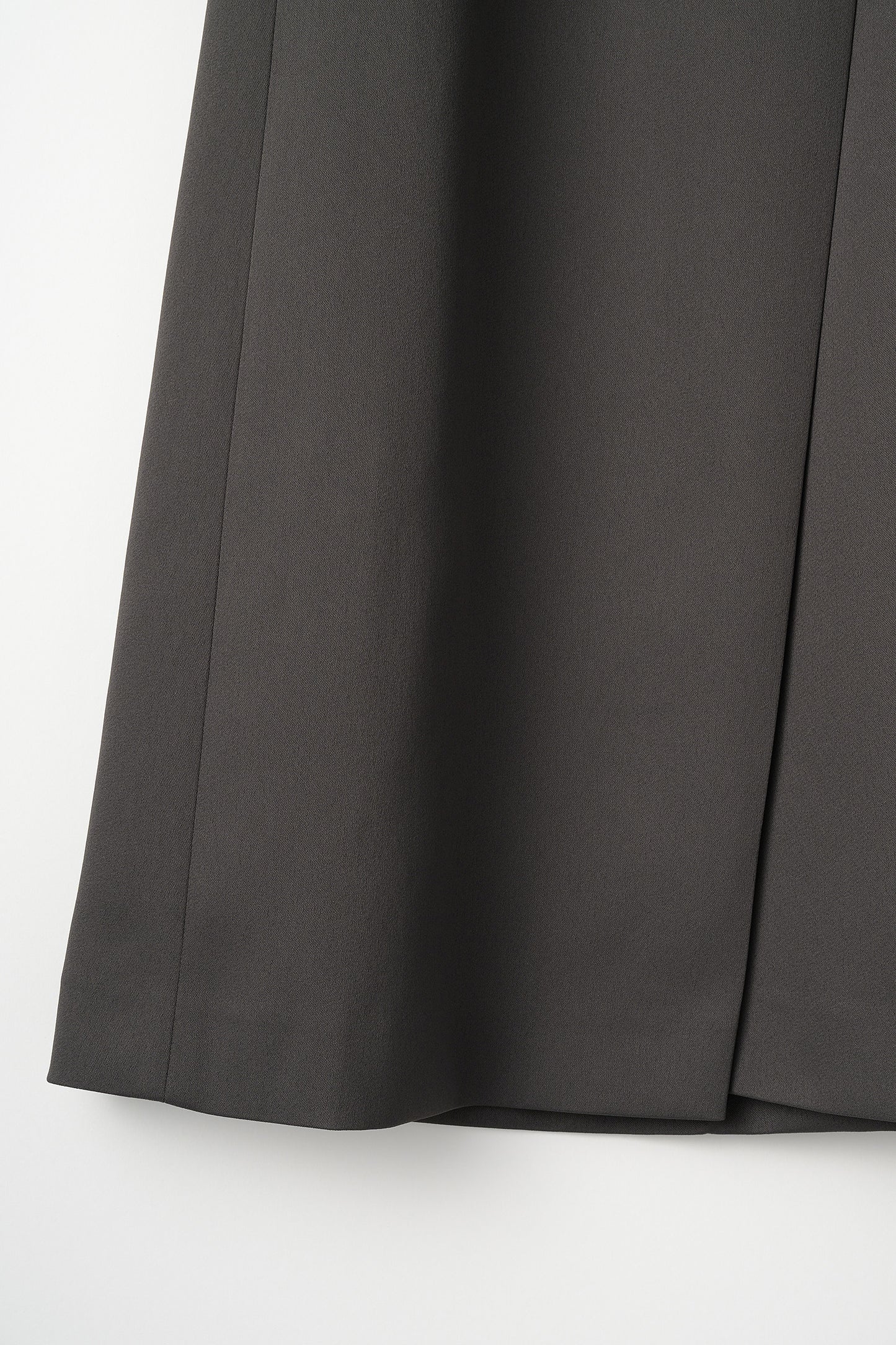 Frame trad skirt(Charcoal)