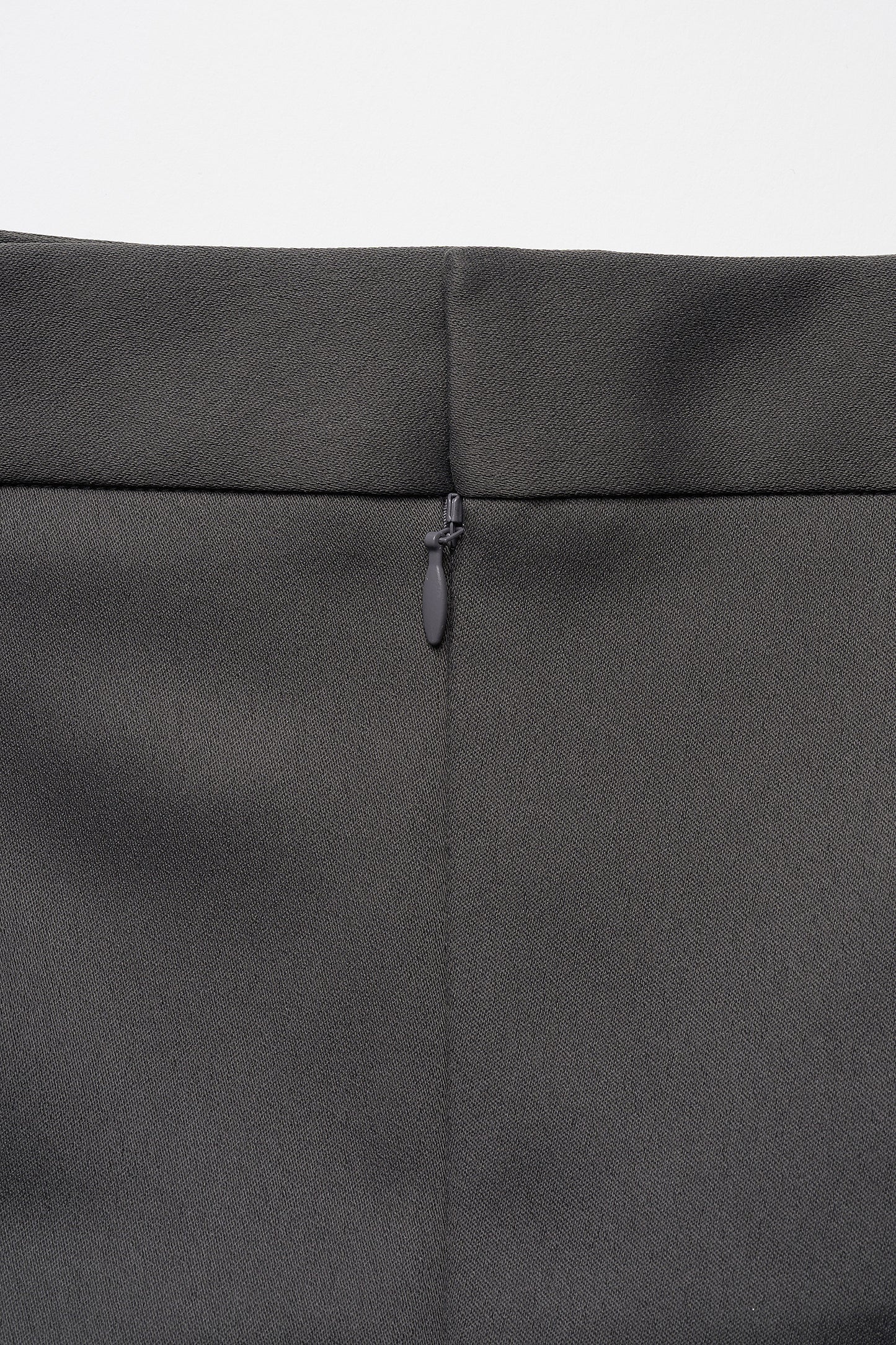 Frame trad skirt(Charcoal)